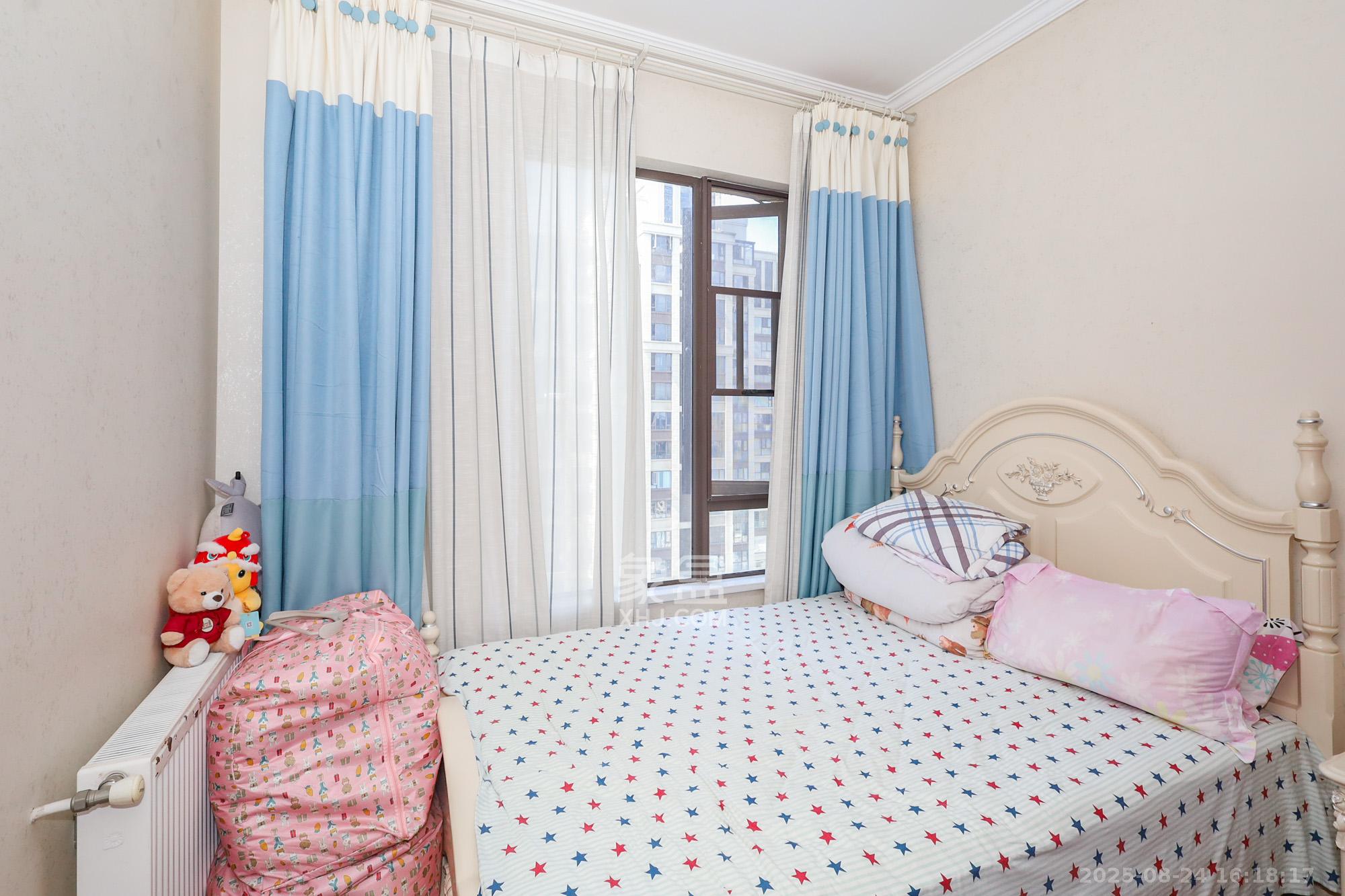 南山雍江汇(滨江国际新城)  4室2厅2卫    175.0万 南山雍江汇(滨江国际新城)  4室2厅2卫    175.0万卧室