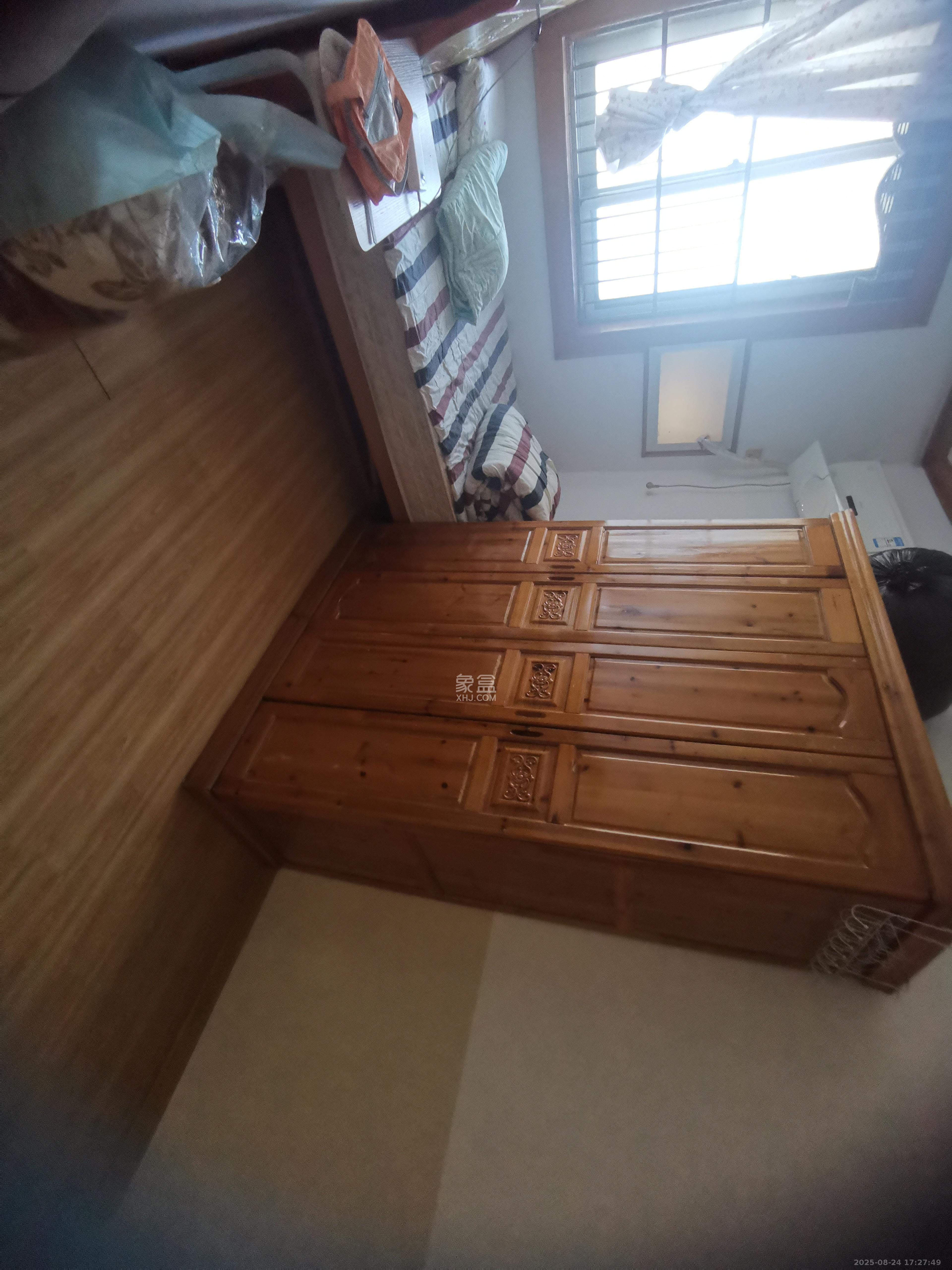 曹家坡橡鞋小区  2室2厅1卫    1400.0元/月 曹家坡橡鞋小区  2室2厅1卫    1400.0元/月室内图1