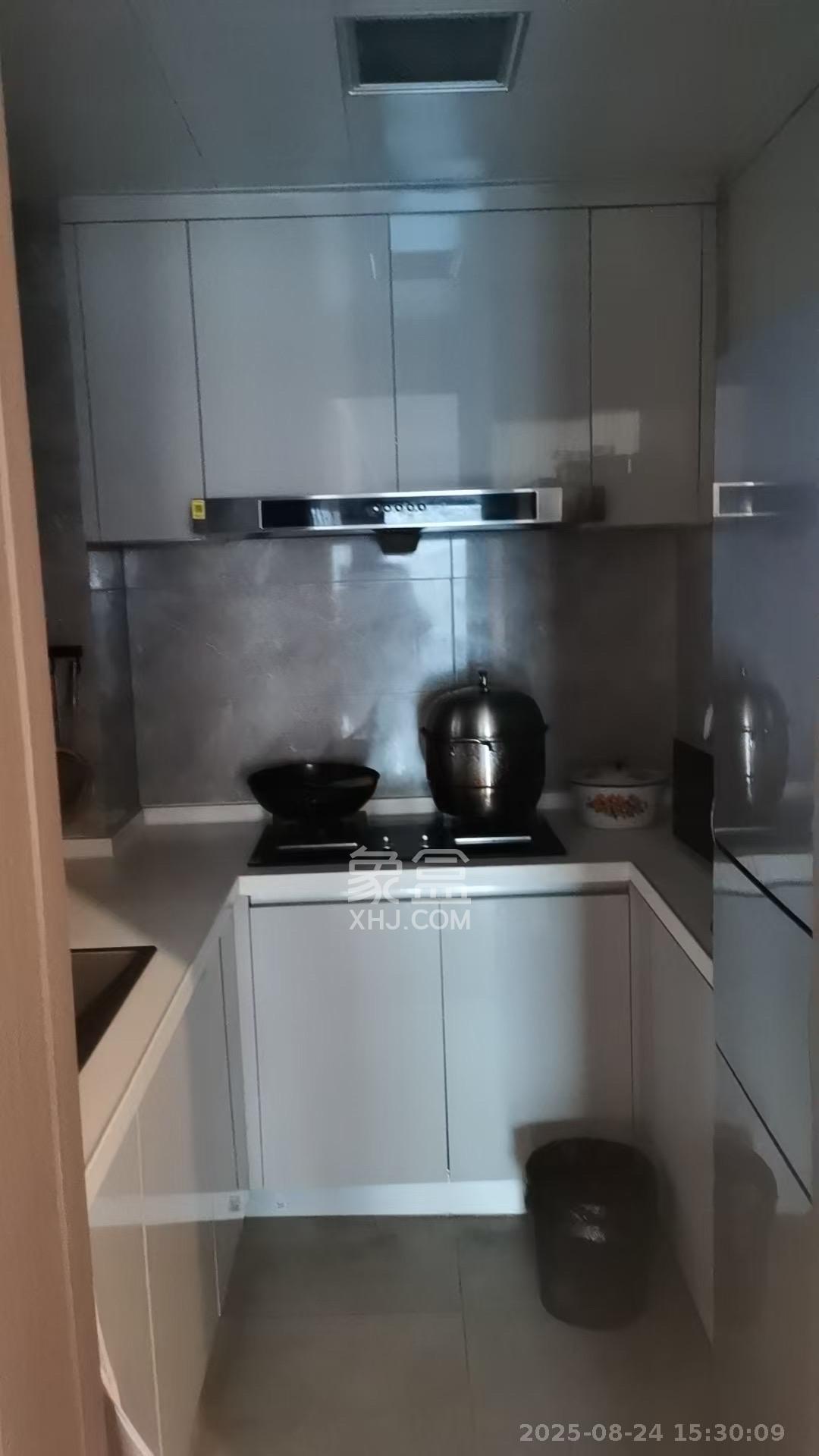 金茂建发泊悦  3室2厅2卫    3800.0元/月 金茂建发泊悦  3室2厅2卫    3800.0元/月室内图