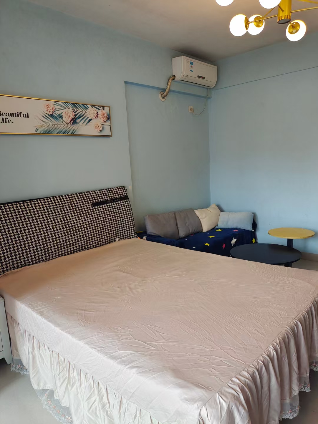 世贸兰庭 1室0厅1卫 52.0万 世贸兰庭 1室0厅1卫 52.0万客厅