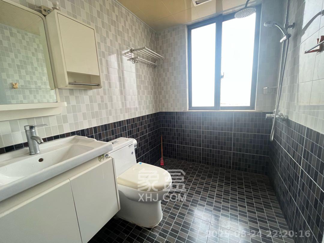 钰龙天下一期  3室2厅2卫    2800.0元/月 钰龙天下一期  3室2厅2卫    2800.0元/月室内图