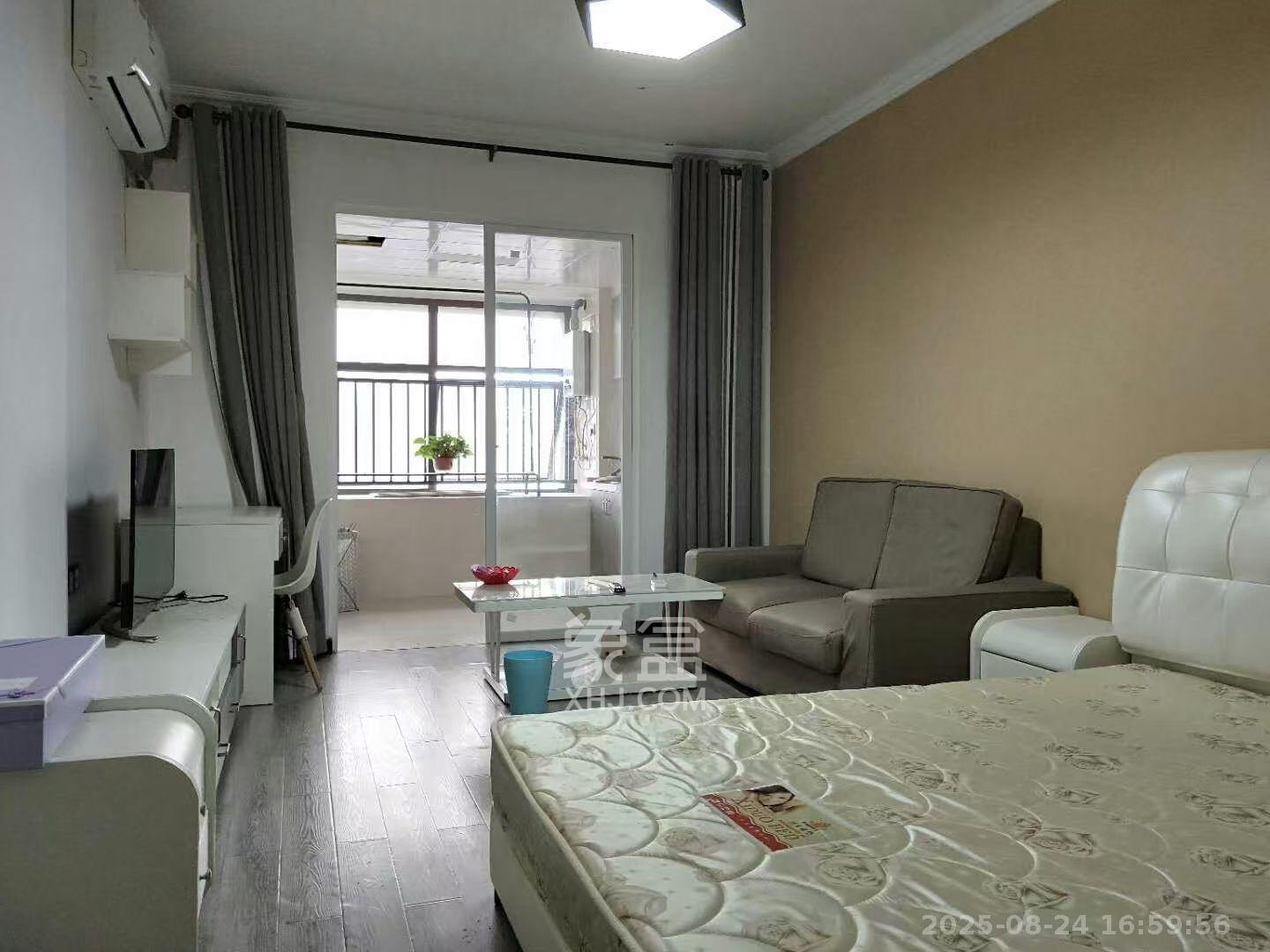 蓝湾国际广场 1室1厅1卫 1600.0元/月 蓝湾国际广场 1室1厅1卫 1600.0元/月室内图