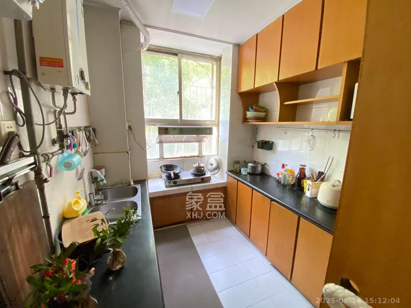 市委办公厅宿舍 3室2厅2卫 2800.0元/月 市委办公厅宿舍 3室2厅2卫 2800.0元/月室内图