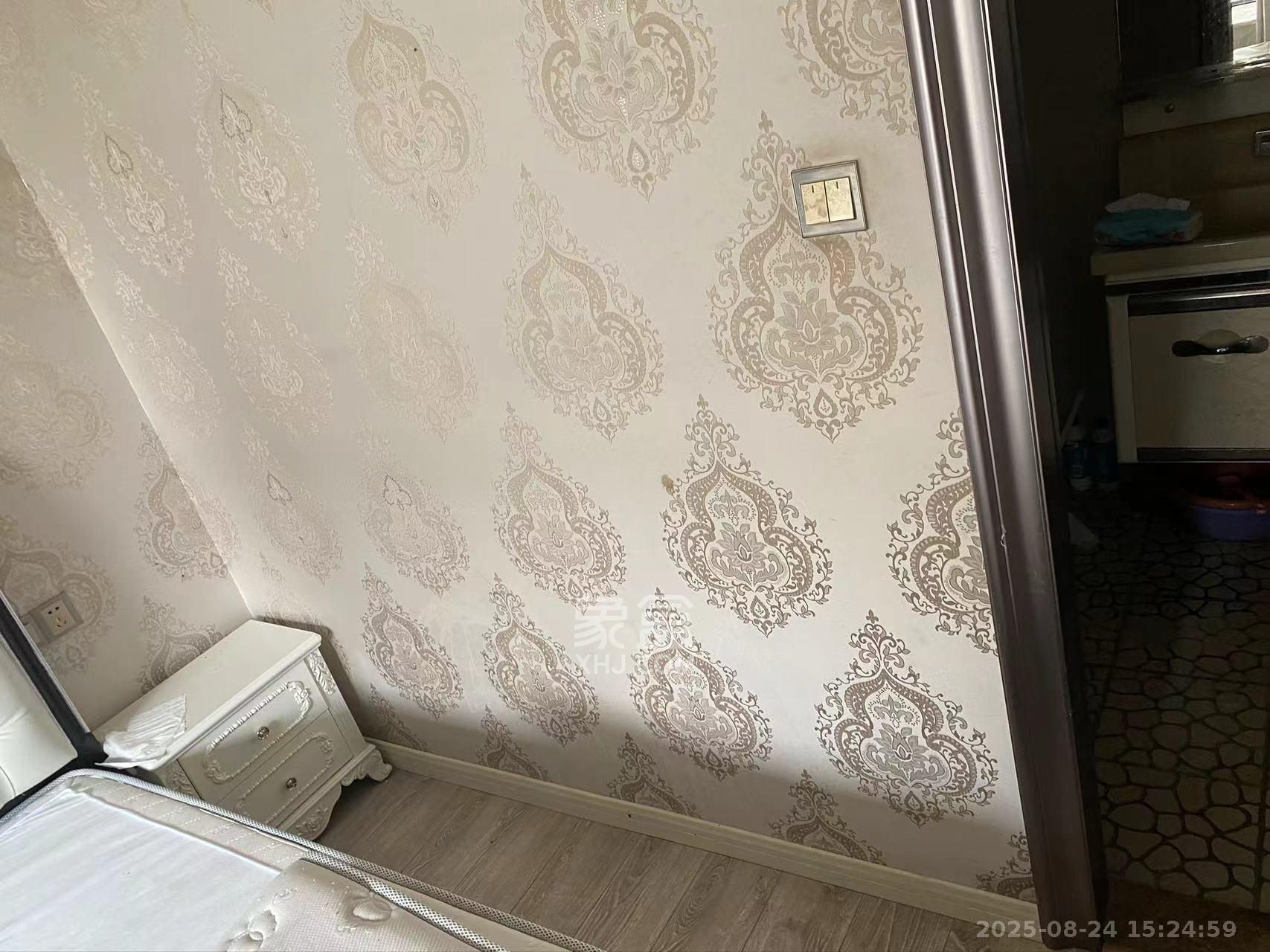 上峰苑（兰亭玥岛）  2室1厅1卫    2200.0元/月室内图