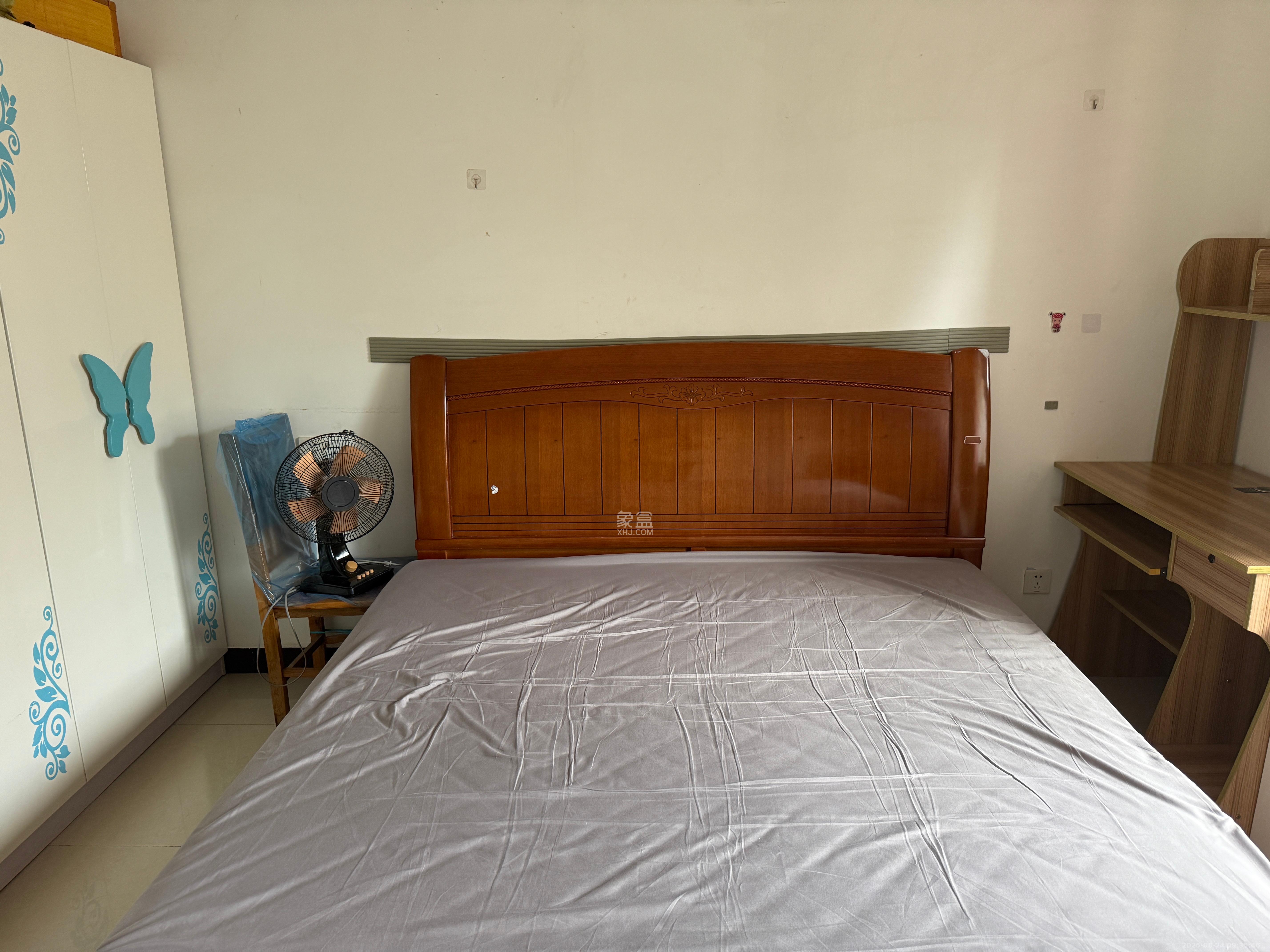 岳华嘉园  1室1厅1卫    1100.0元/月 岳华嘉园  1室1厅1卫    1100.0元/月室内图