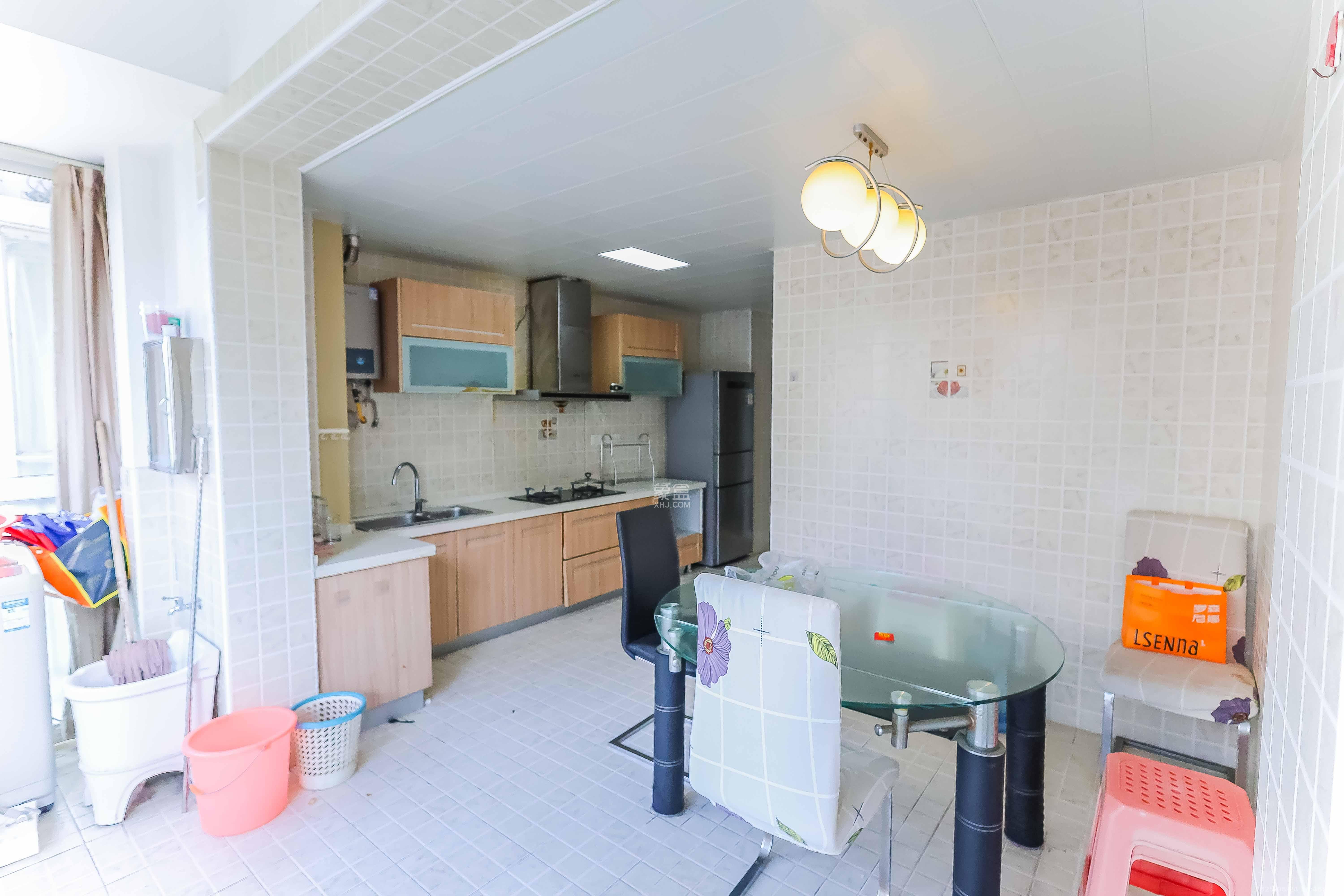 城市山水豪园（山水城市风景）  3室2厅2卫    110.0万其他