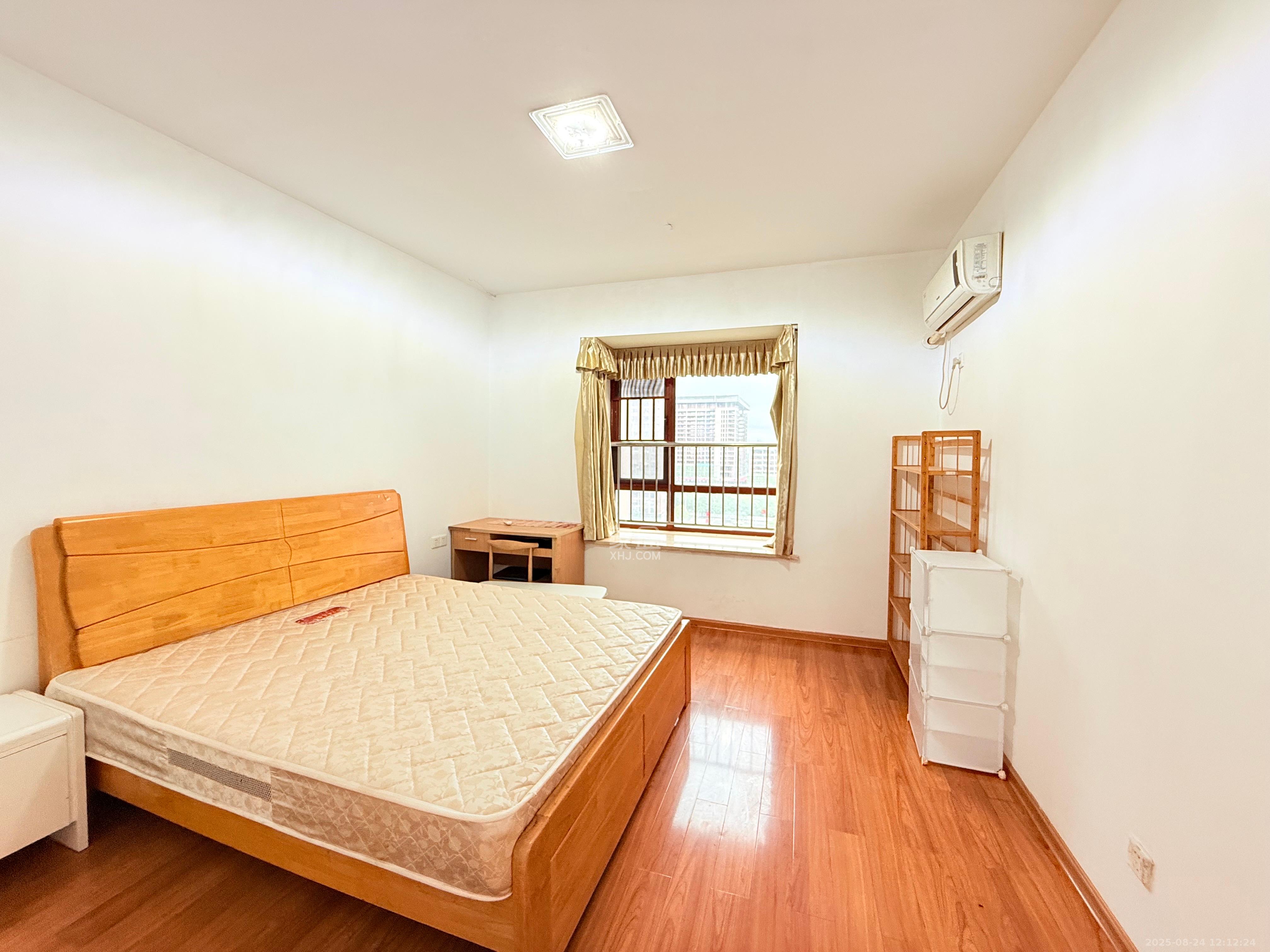 银杏嘉园  4室2厅1卫    3000.0元/月 银杏嘉园  4室2厅1卫    3000.0元/月室内图