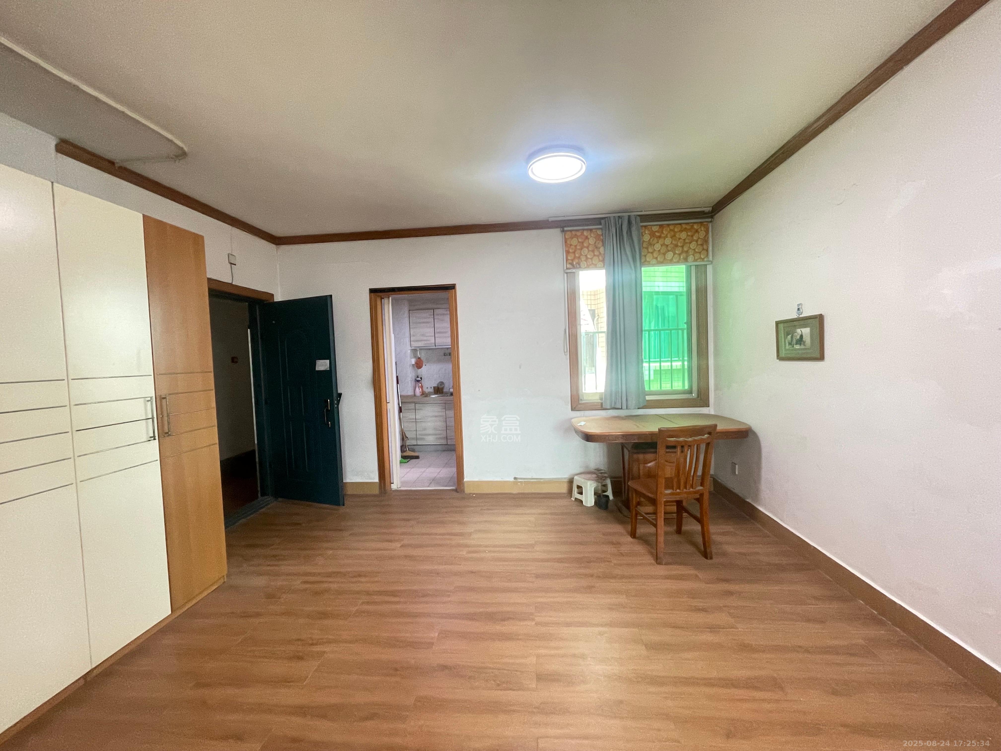 湘农桥社区  3室2厅1卫    3000.0元/月室内图