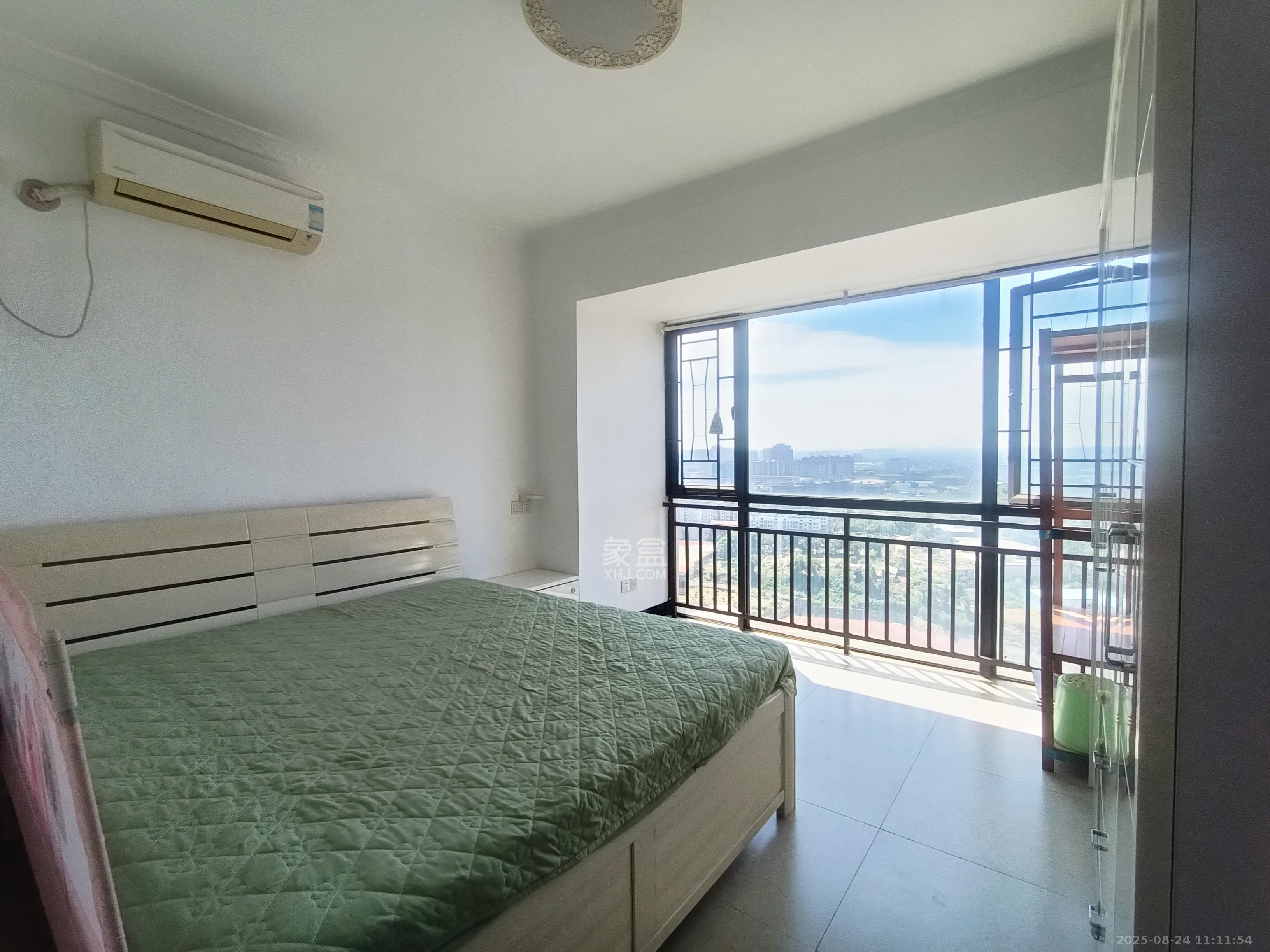 旭辉华庭  2室2厅1卫    1600.0元/月 旭辉华庭  2室2厅1卫    1600.0元/月室内图