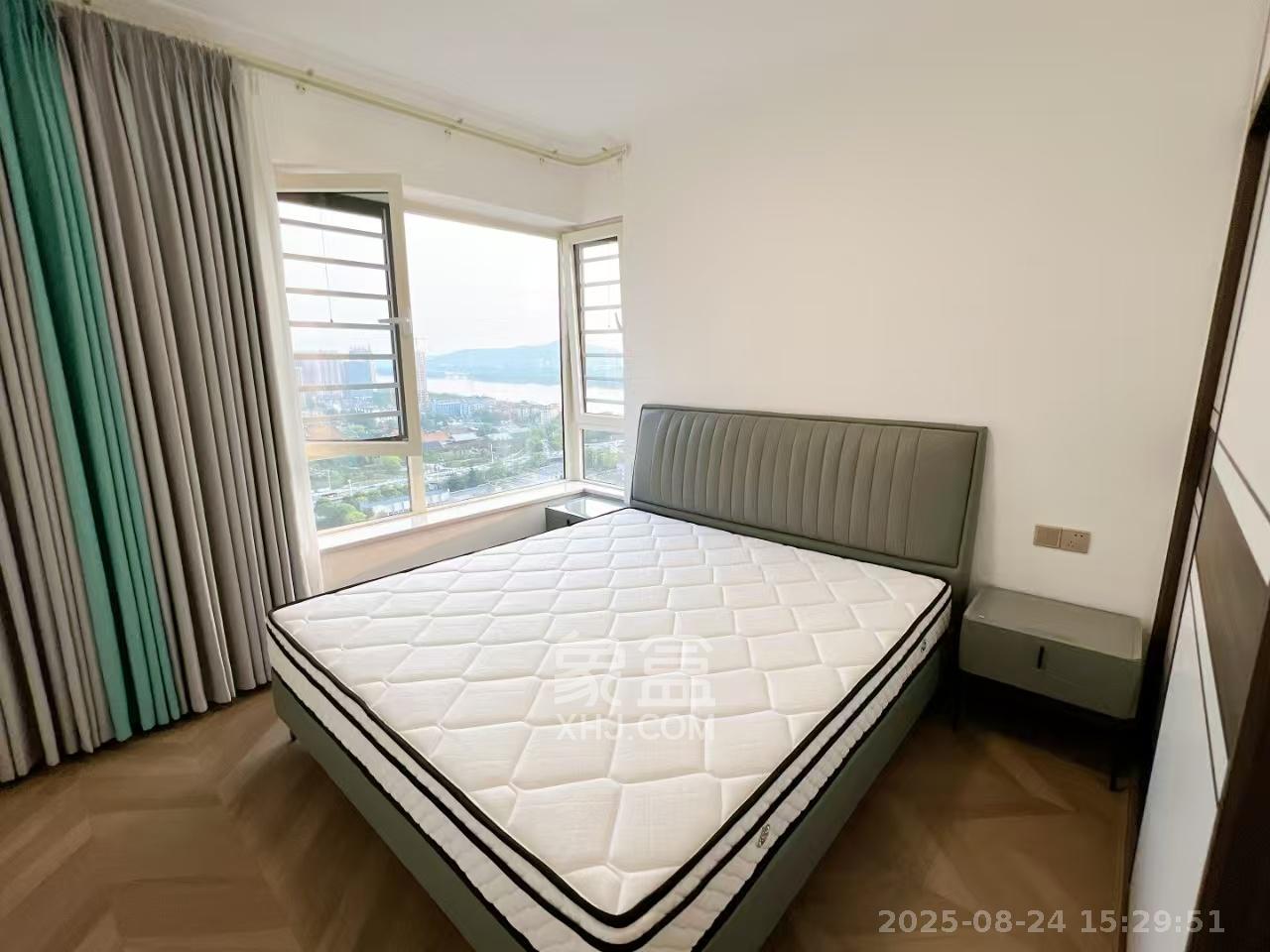 北辰三角洲E7区  3室2厅2卫    5500.0元/月室内图