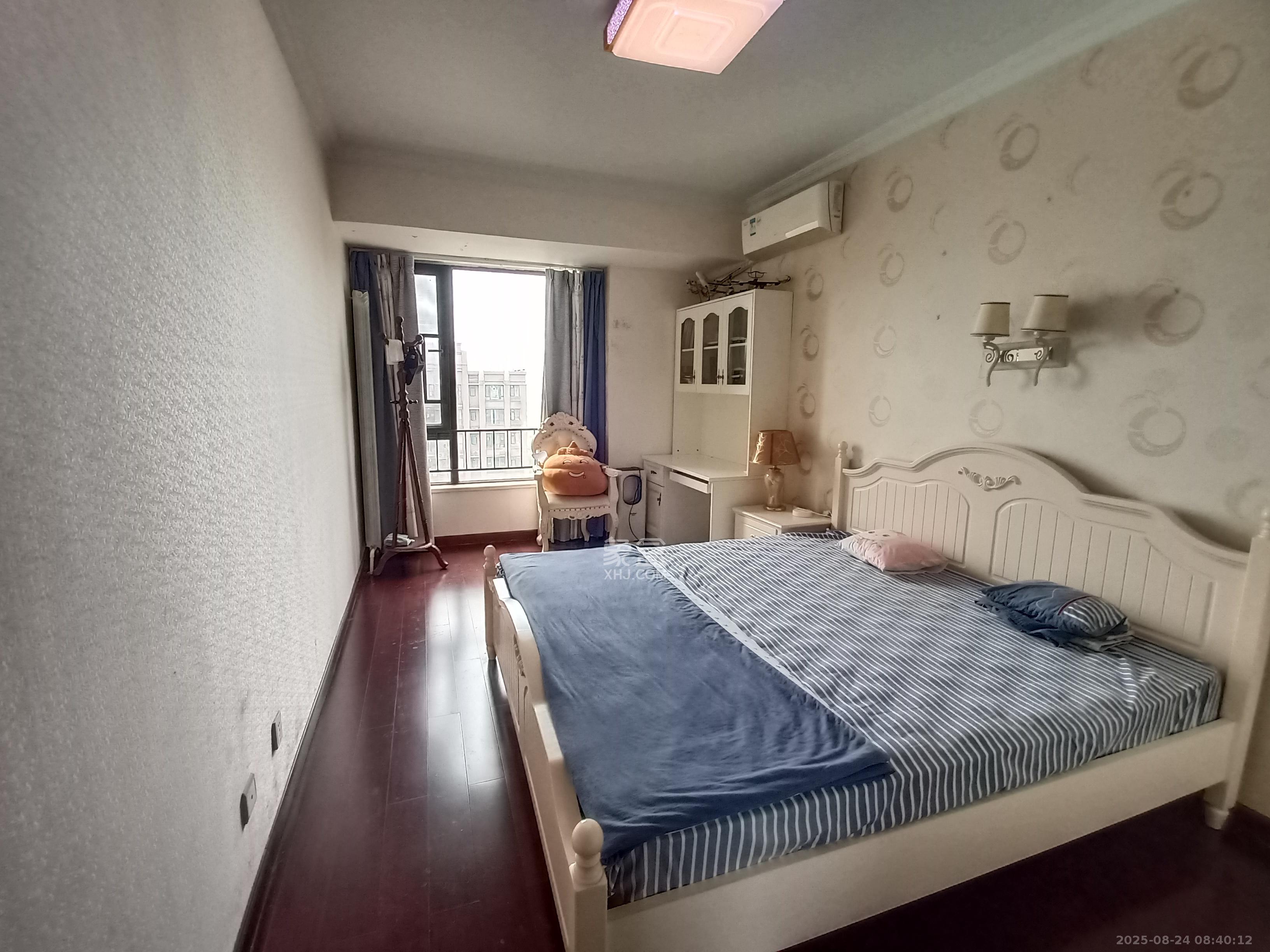 中海国际一期 4室2厅2卫 3000.0元/月 中海国际一期 4室2厅2卫 3000.0元/月室内图