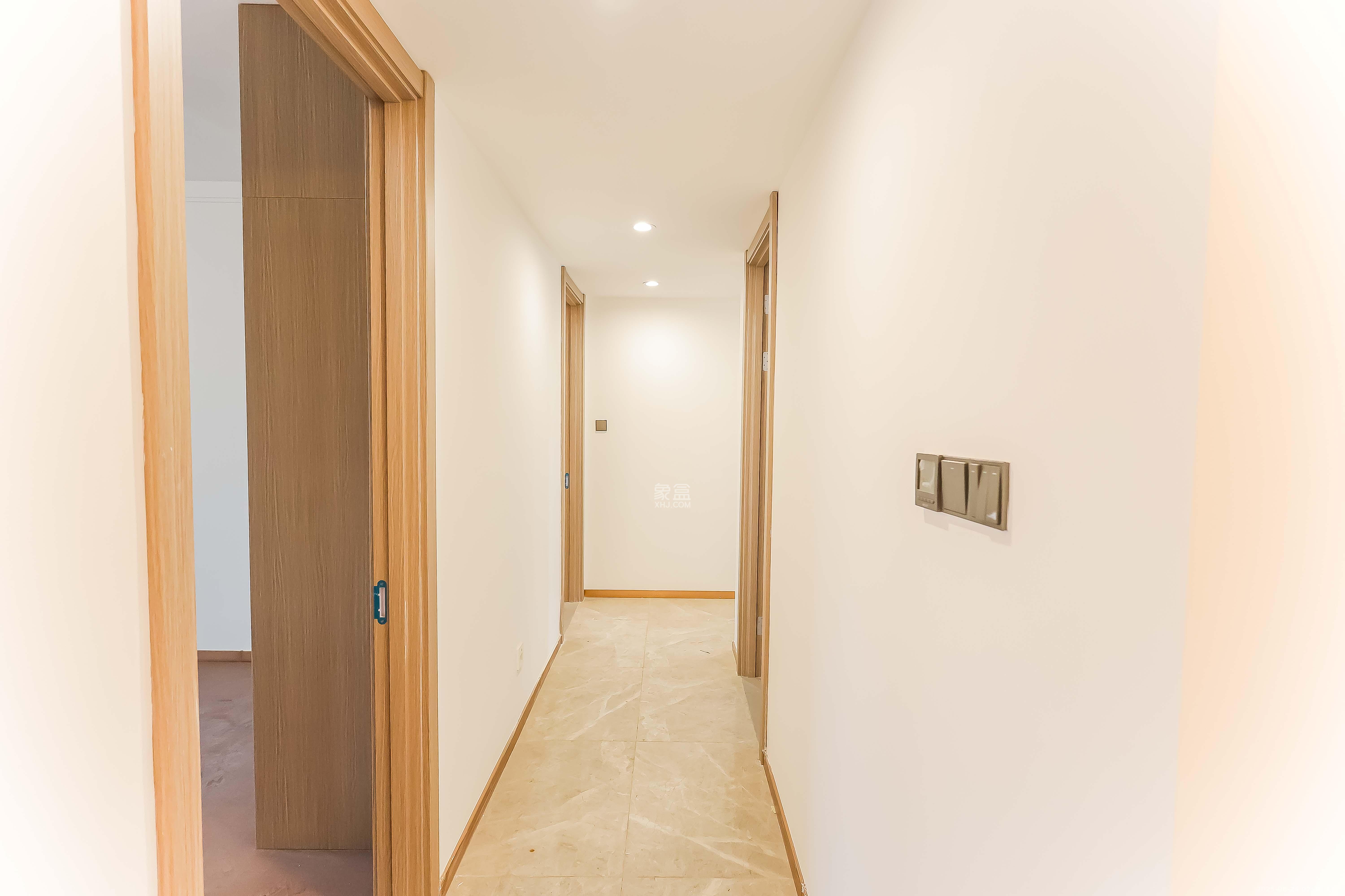 旭辉雨花郡  4室2厅2卫    190.0万其他