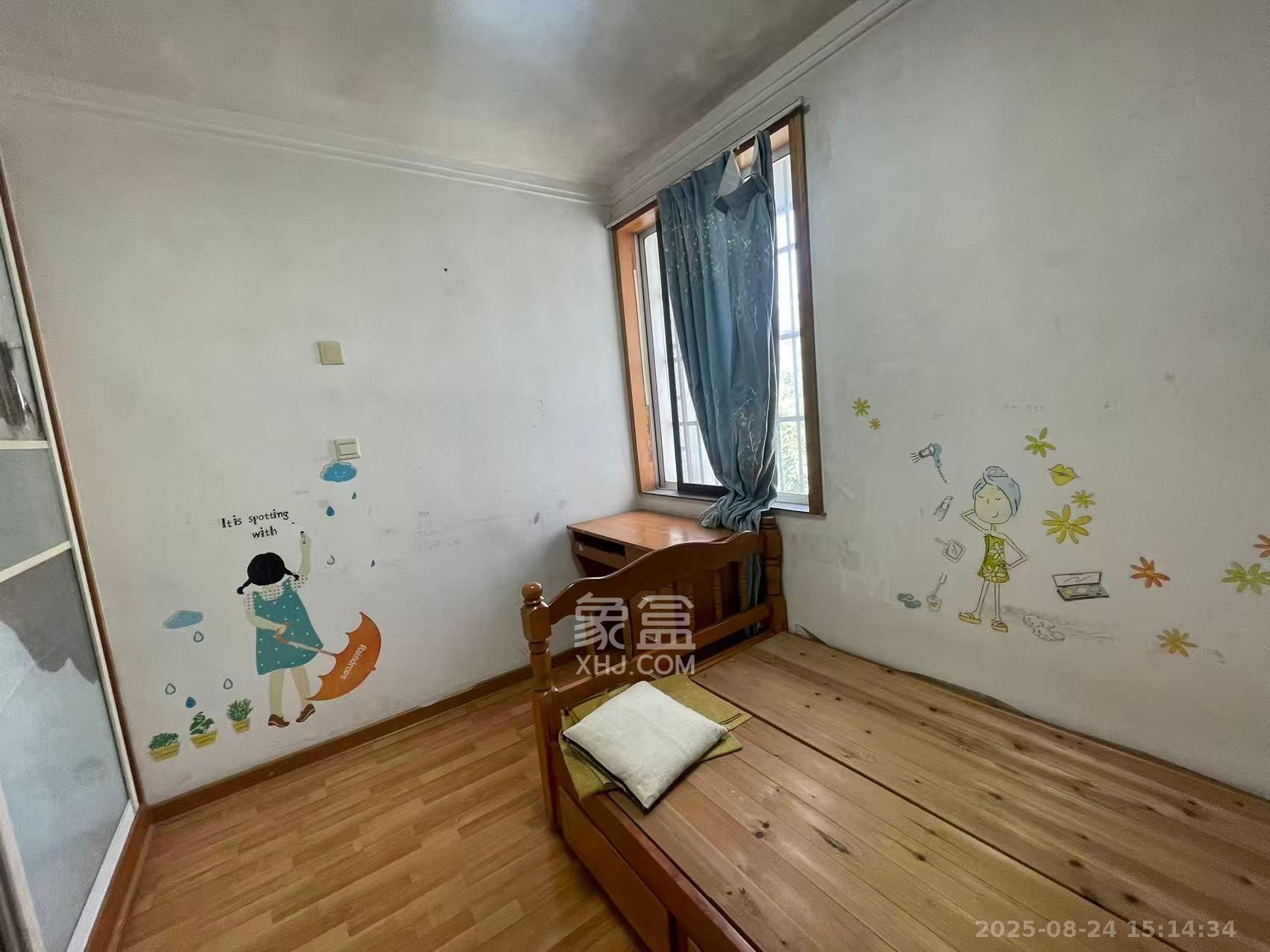 景湾小区(井湾小区) 2室2厅1卫 1500.0元/月 景湾小区(井湾小区) 2室2厅1卫 1500.0元/月室内图