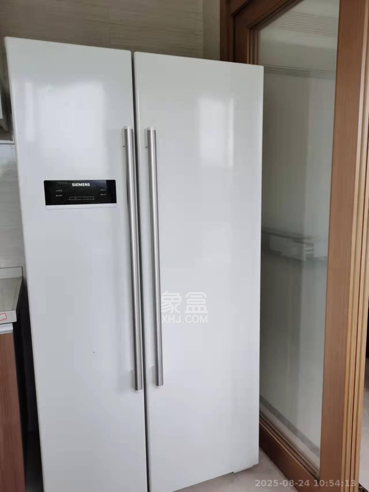 深业鹭栖府  4室2厅2卫   4200.00元/月室内图
