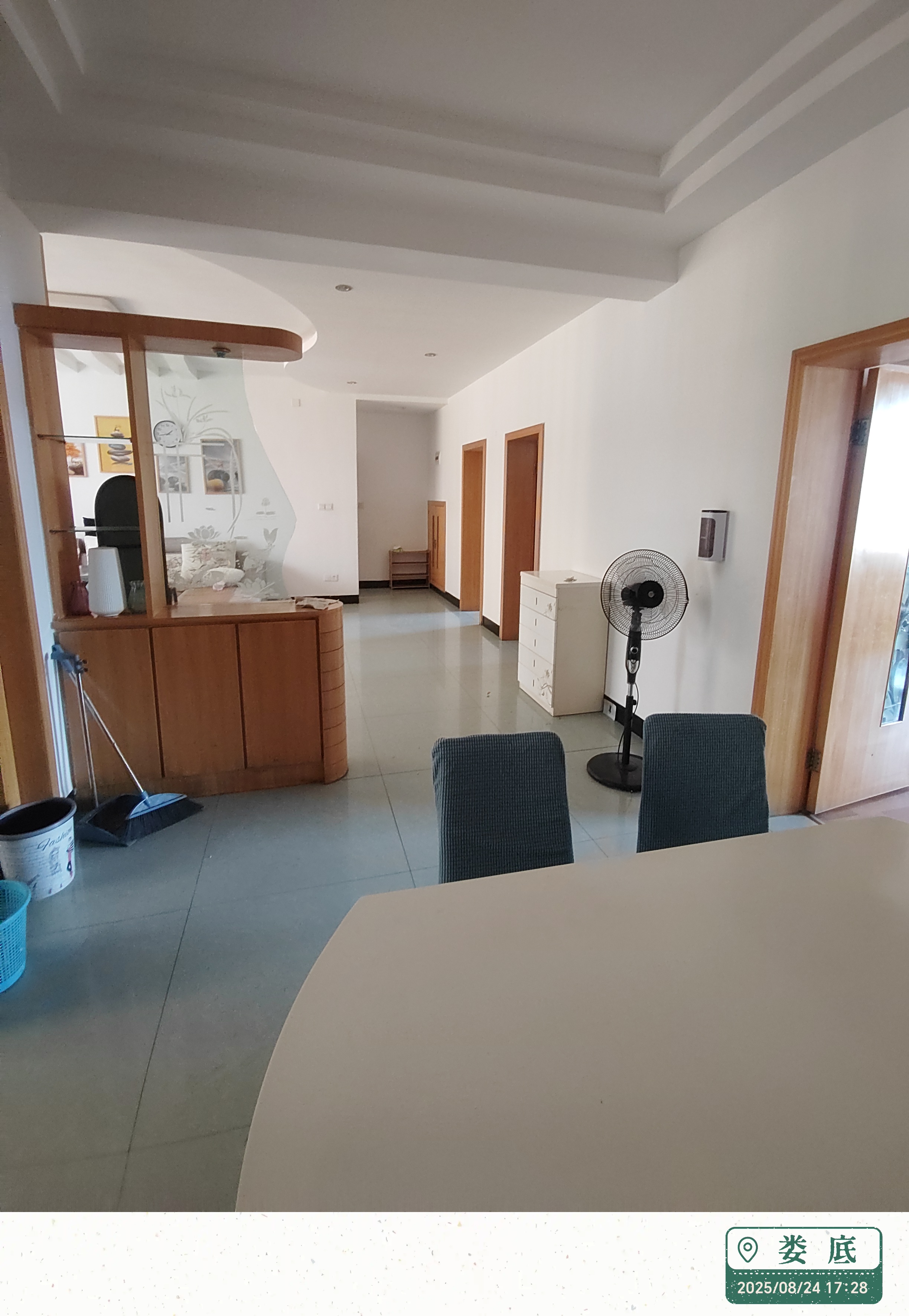 物资局家属楼(童家社区) 3室2厅2卫 1200.0元/月 物资局家属楼(童家社区) 3室2厅2卫 1200.0元/月室内图