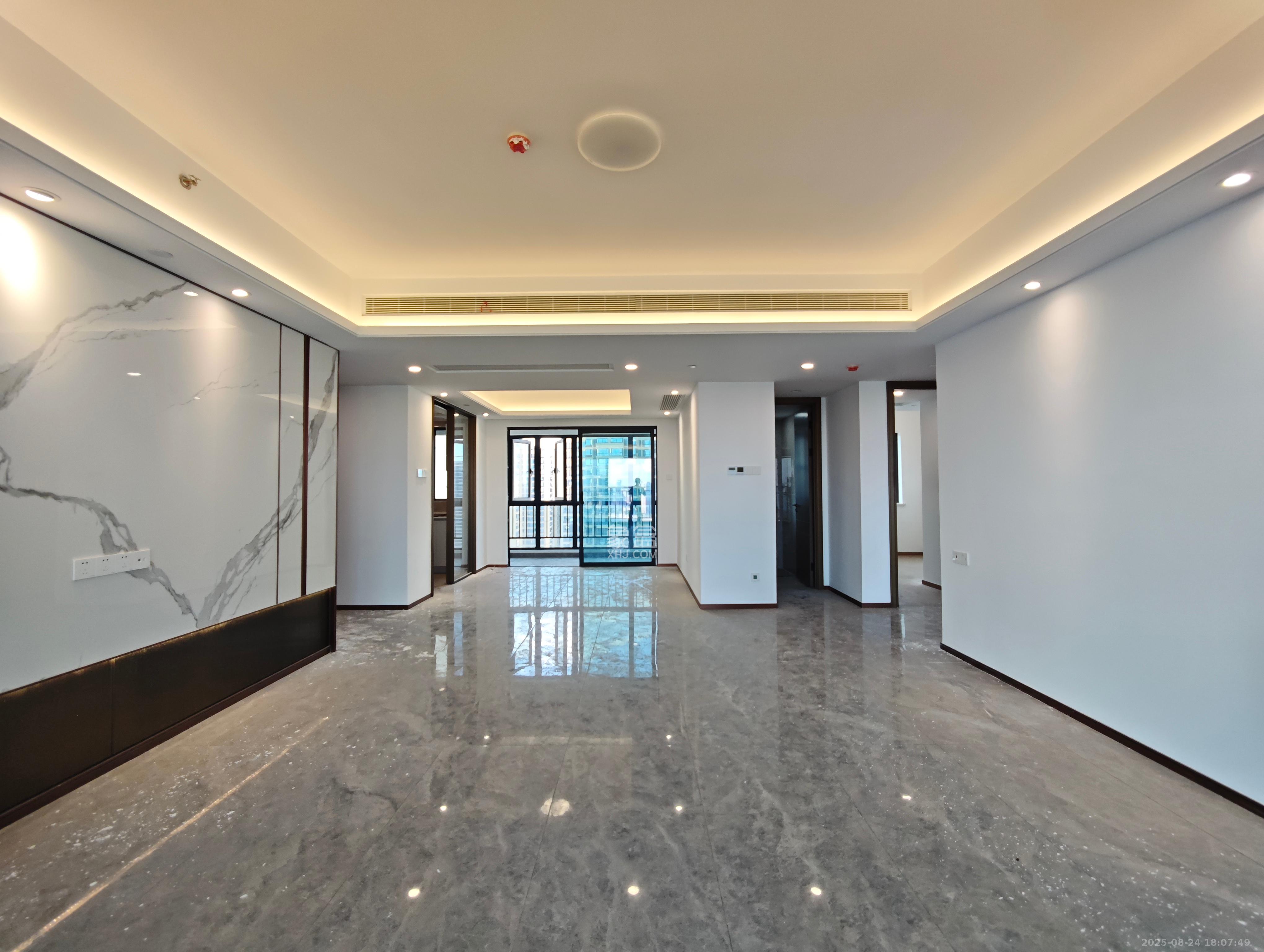 滨江府1913  4室2厅3卫    10000.0元/月 滨江府1913  4室2厅3卫    10000.0元/月