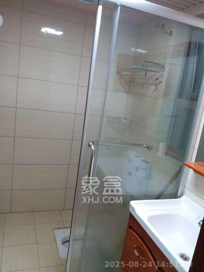 怡海星城 2室2厅1卫 1500.0元/月 怡海星城 2室2厅1卫 1500.0元/月室内图