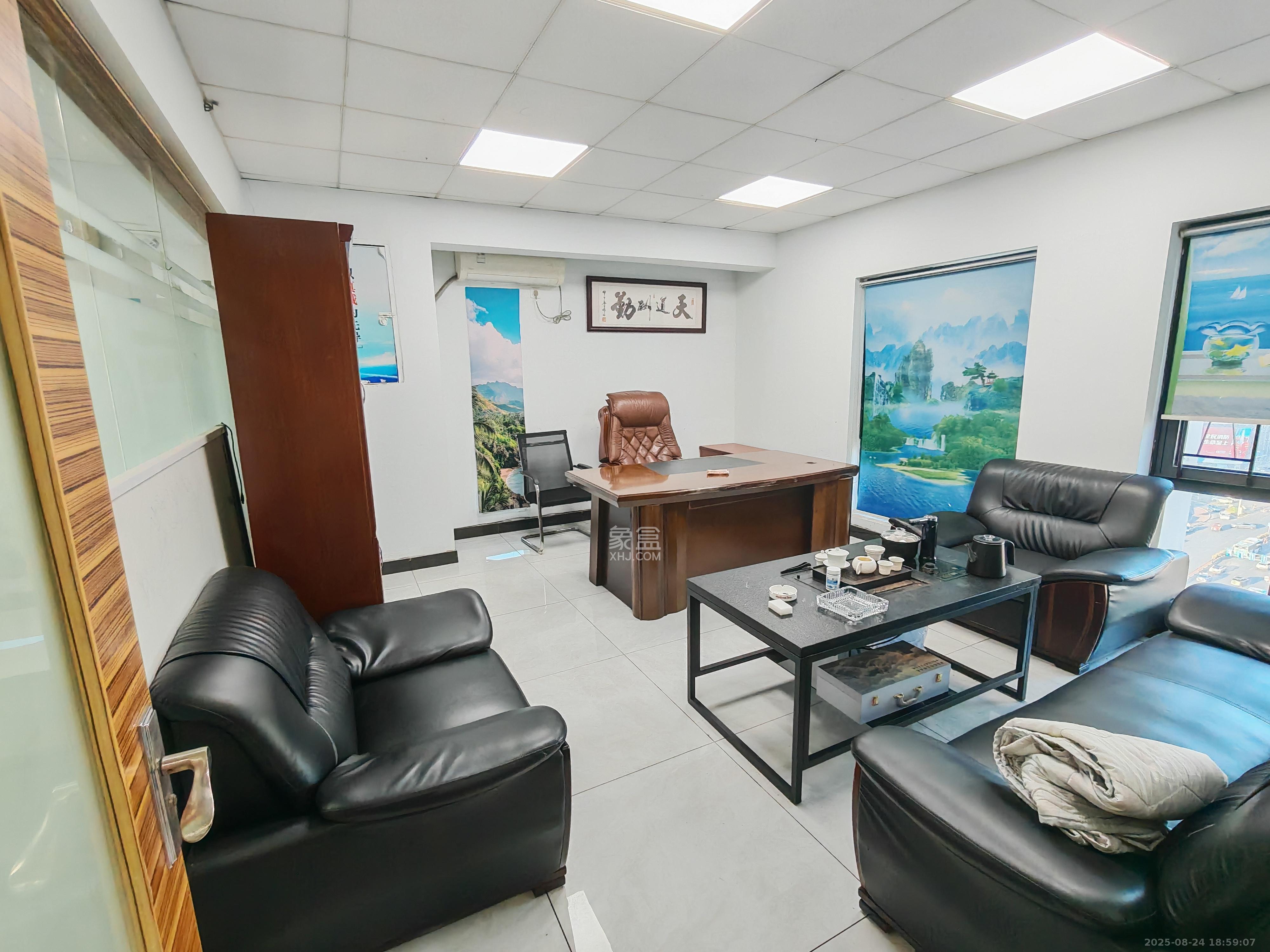 星大峰汇商务楼 3室2厅1卫 7000.0元/月 星大峰汇商务楼 3室2厅1卫 7000.0元/月室内图