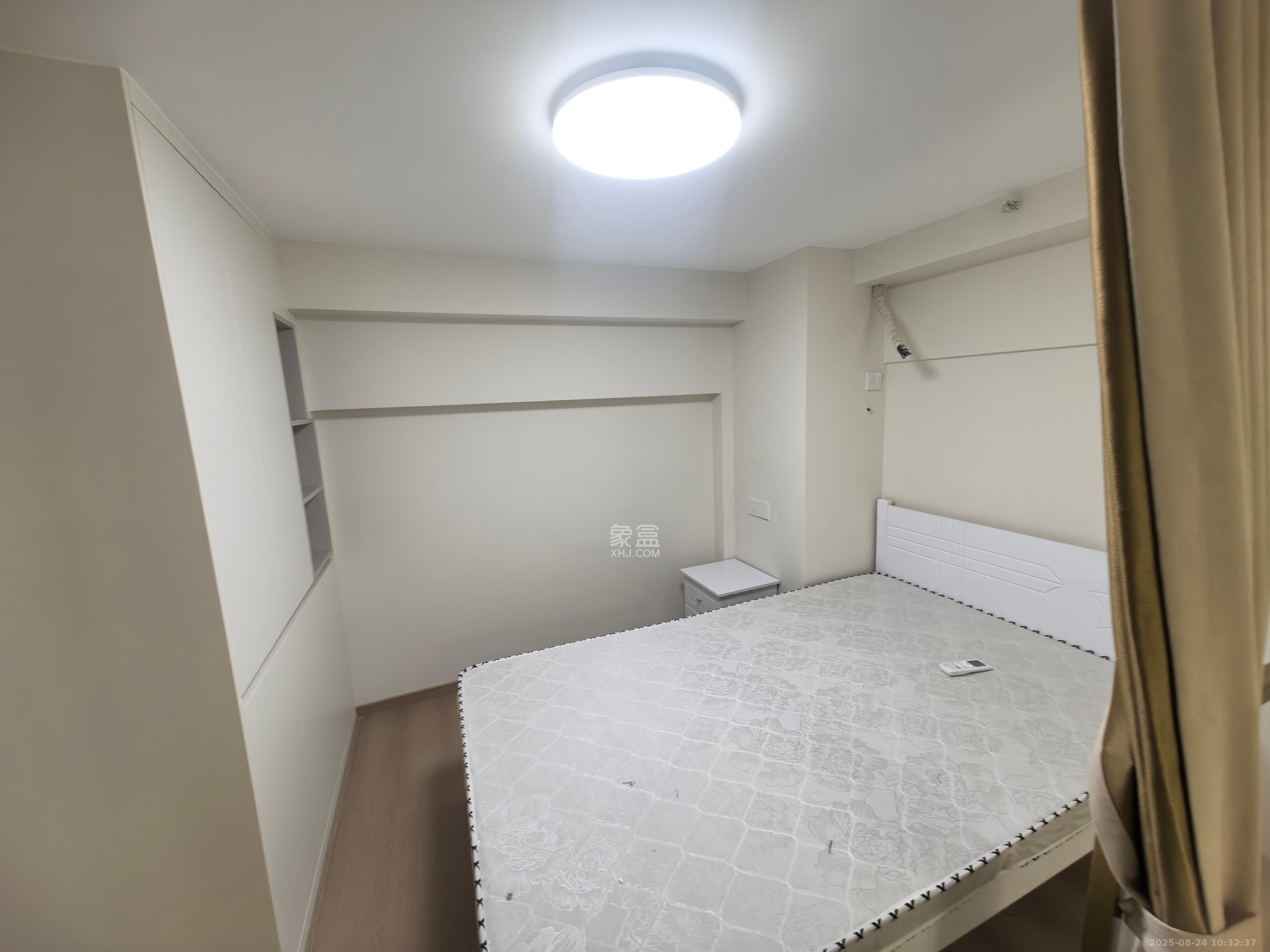 卓越伊景苑 2室1厅1卫 1700.0元/月 卓越伊景苑 2室1厅1卫 1700.0元/月室内图