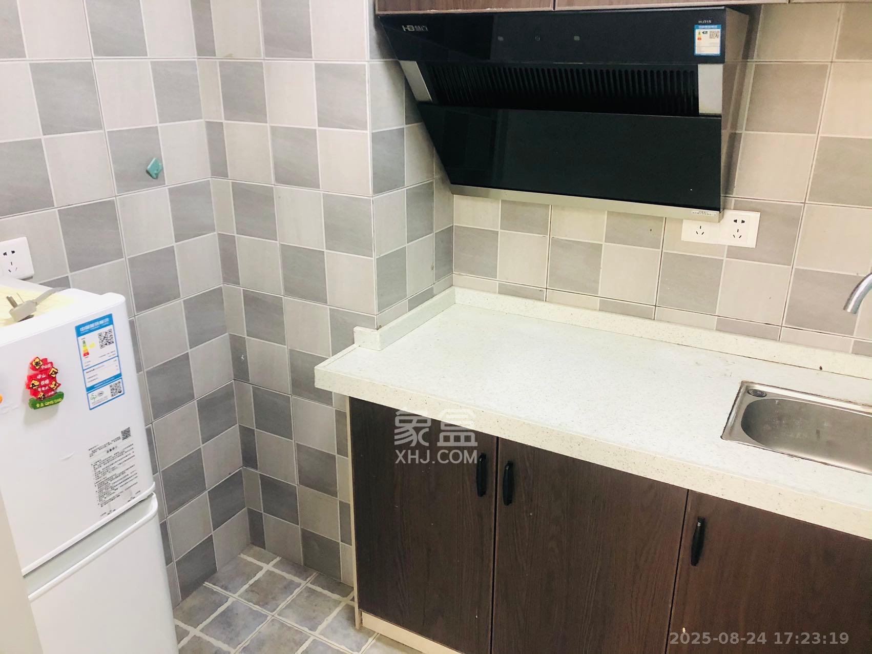 朝正美苑 1室1厅1卫 1000.0元/月 朝正美苑 1室1厅1卫 1000.0元/月室内图