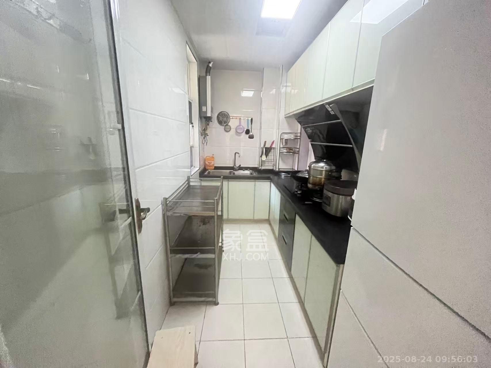 五矿紫湖香醍  3室2厅1卫    2000.0元/月 五矿紫湖香醍  3室2厅1卫    2000.0元/月