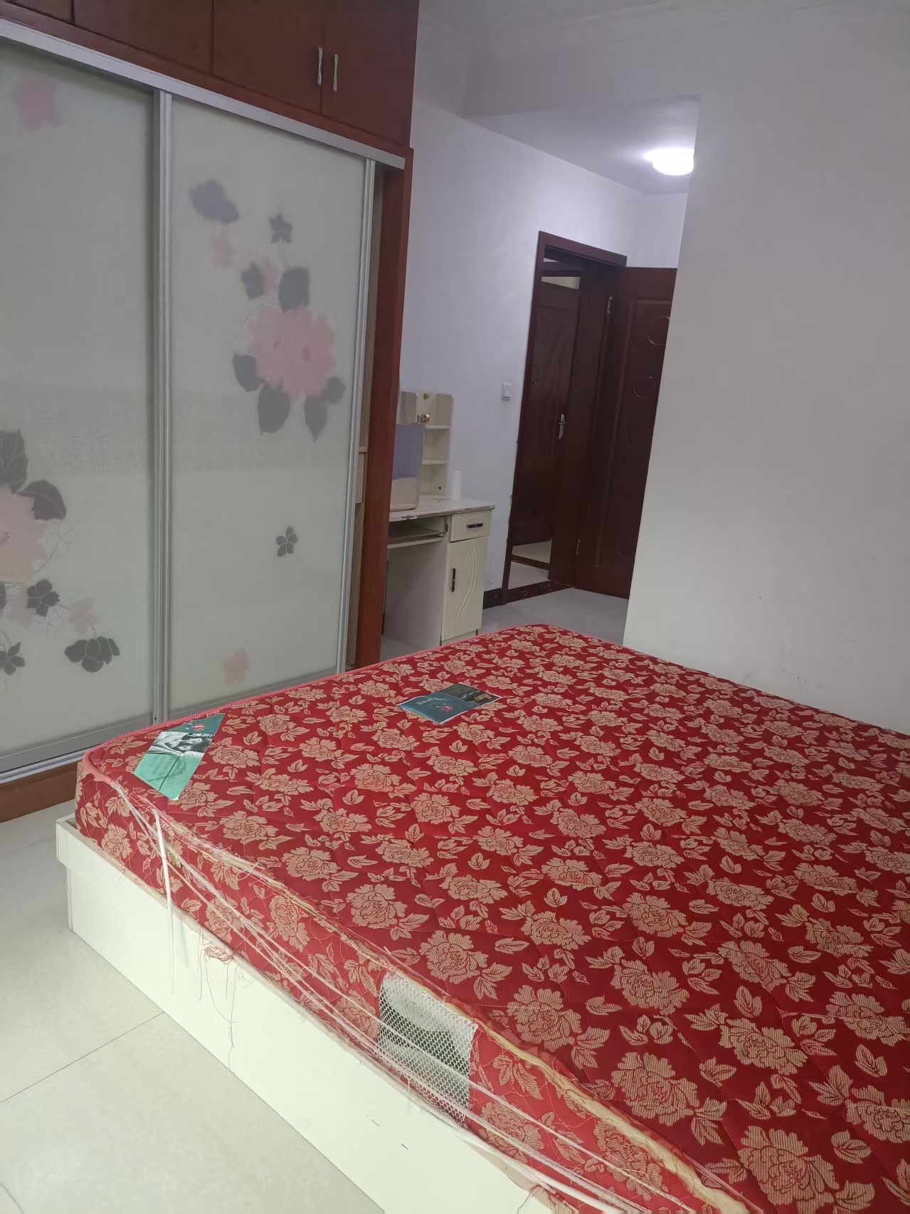 明兴翰苑一期  3室2厅2卫   1800.00元/月室内图