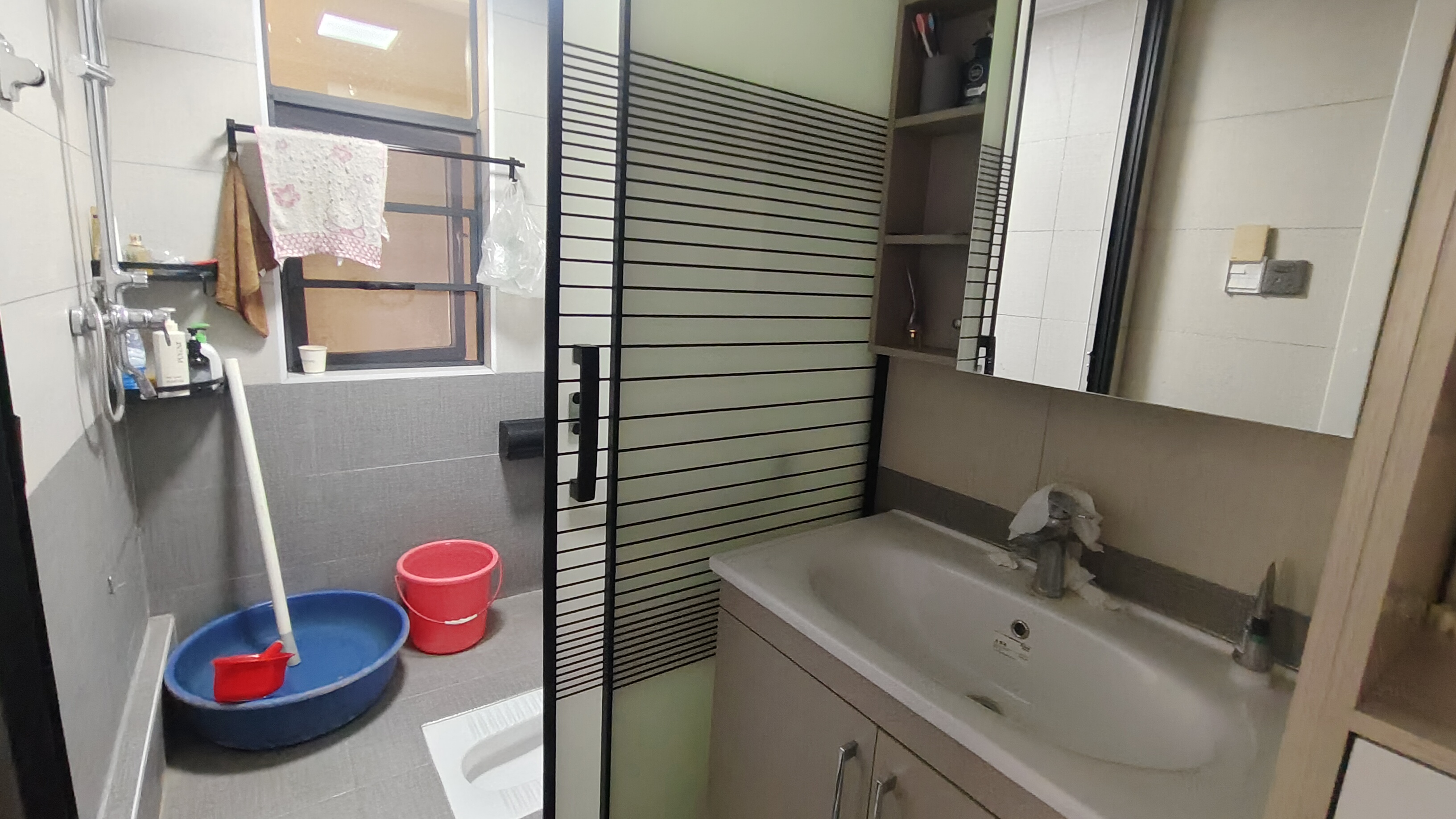 滨江花园 3室2厅2卫 78.0万 滨江花园 3室2厅2卫 78.0万卫生间