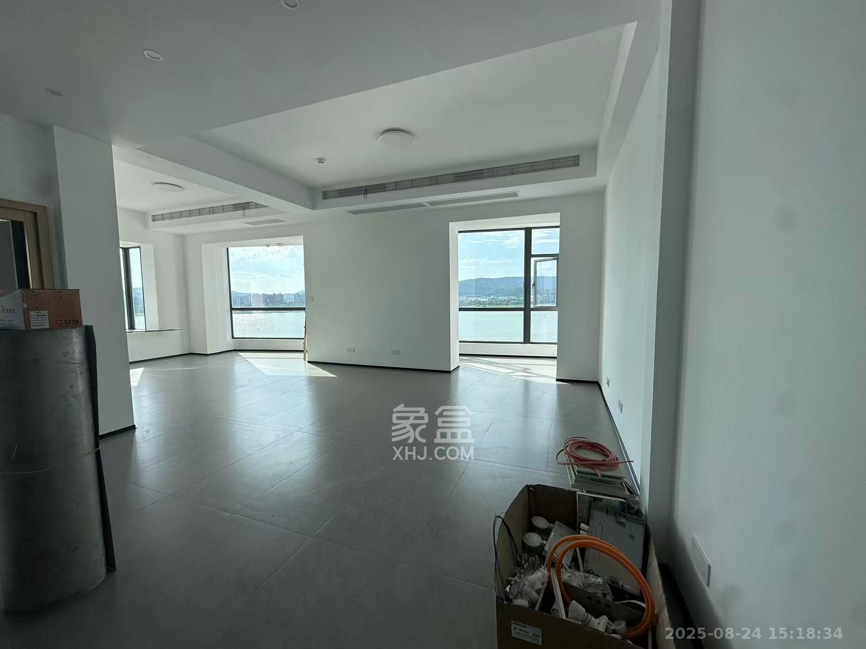 湘江颂 2室2厅1卫 6800.0元/月 湘江颂 2室2厅1卫 6800.0元/月室内图