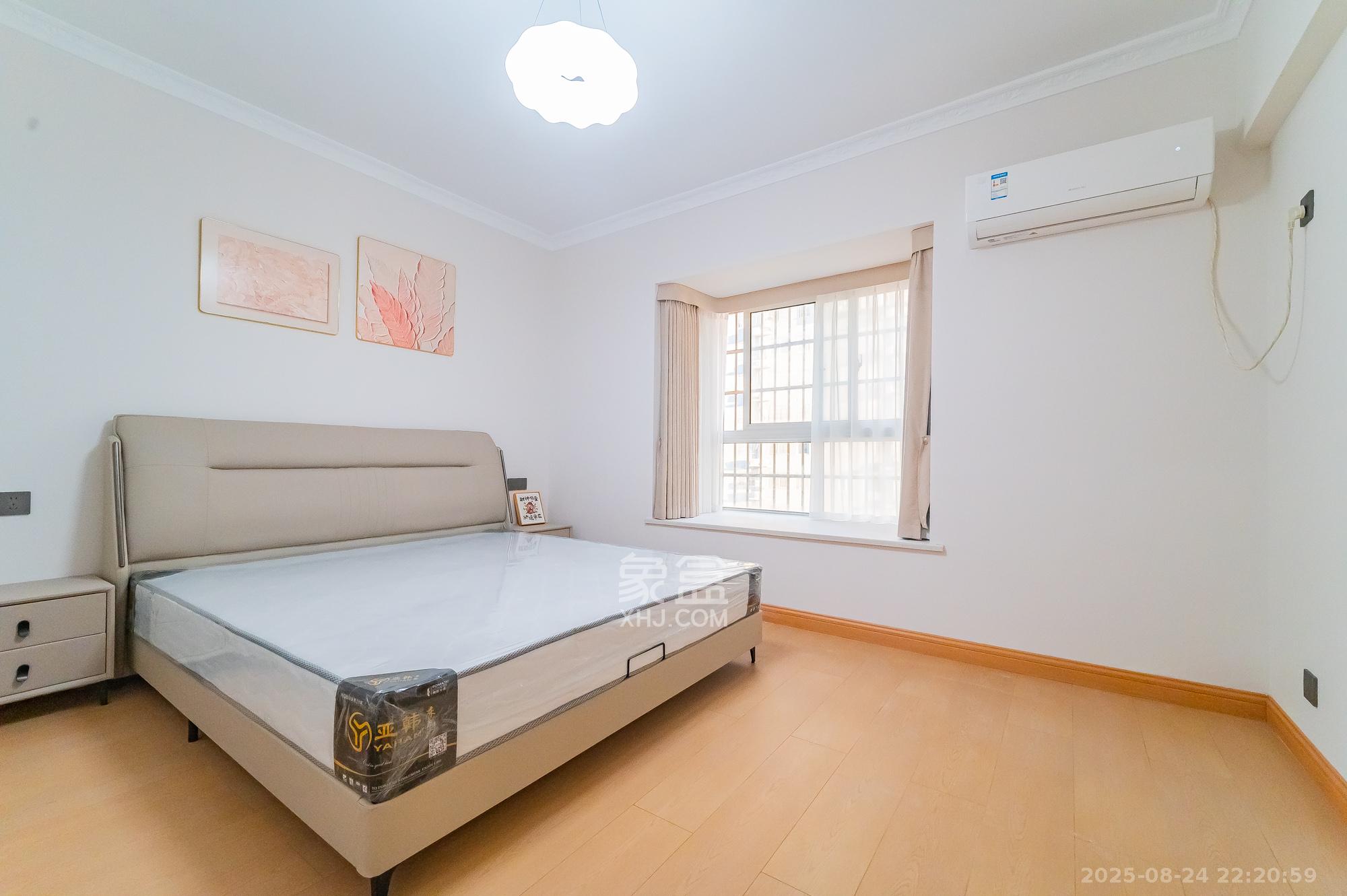 佳美星城 3室2厅1卫 65.8万 佳美星城 3室2厅1卫 65.8万卧室