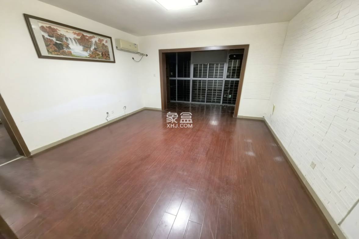 金海广场 4室2厅2卫 3400.0元/月 金海广场 4室2厅2卫 3400.0元/月室内图