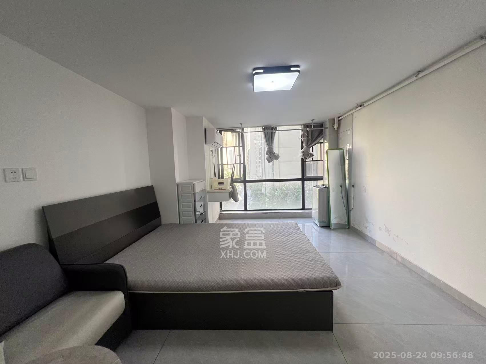 金地中交麓谷香颂(金地中交雅苑)  1室1厅1卫    1500.0元/月 金地中交麓谷香颂(金地中交雅苑)  1室1厅1卫    1500.0元/月