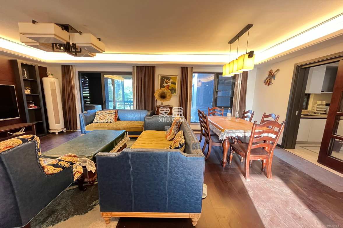 万科金域缇香  4室2厅2卫    5000.0元/月 万科金域缇香  4室2厅2卫    5000.0元/月室内图