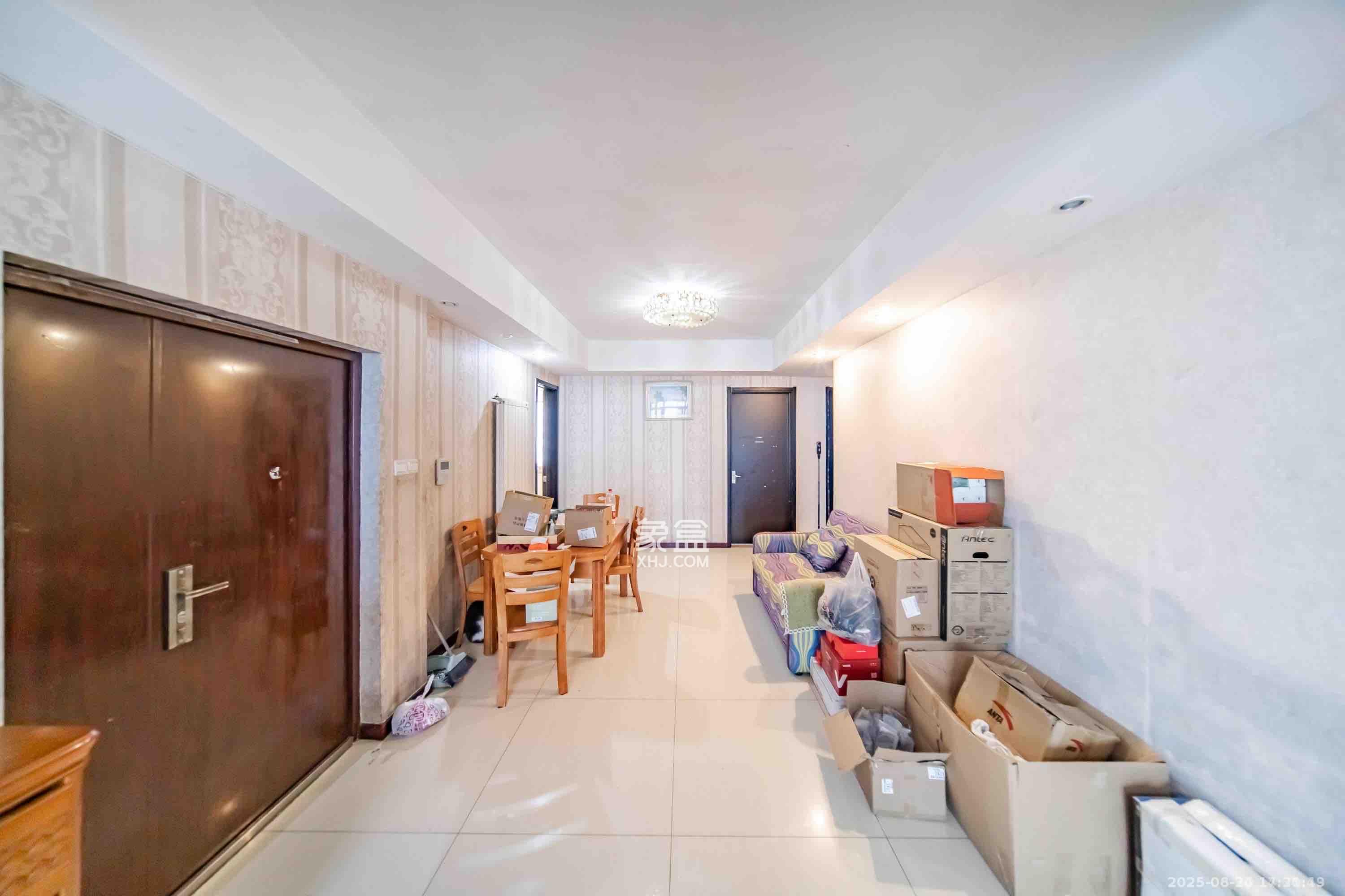 阳光100三期  1室0厅0卫   2800.00元/月室内图
