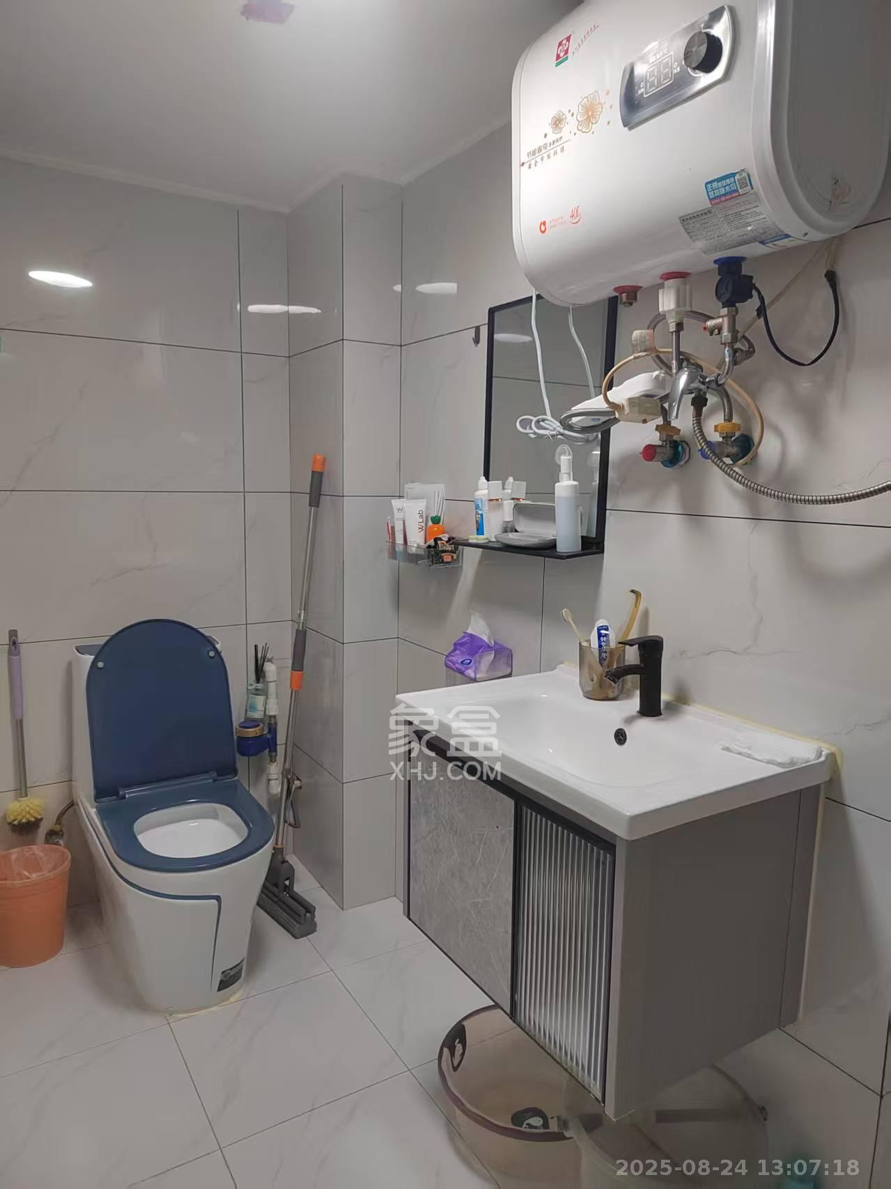 长房时代小镇 1室1厅1卫 1200.0元/月 长房时代小镇 1室1厅1卫 1200.0元/月室内图