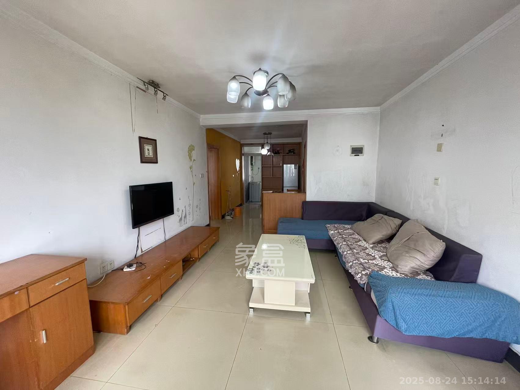 景湾小区(井湾小区) 2室2厅1卫 1500.0元/月 景湾小区(井湾小区) 2室2厅1卫 1500.0元/月户型图