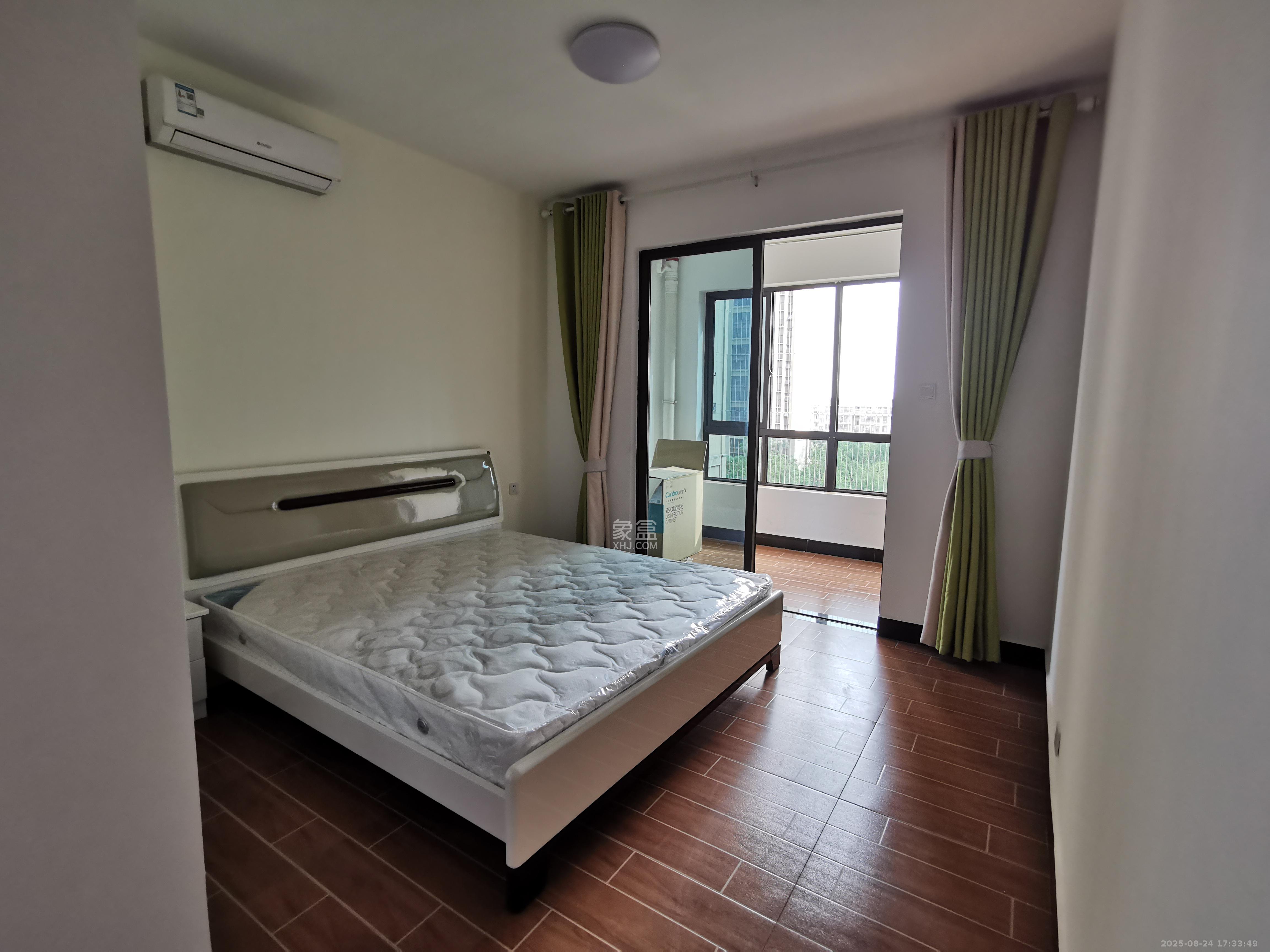 阳光城尚东湾青云苑 3室2厅2卫 2500.0元/月 阳光城尚东湾青云苑 3室2厅2卫 2500.0元/月室内图