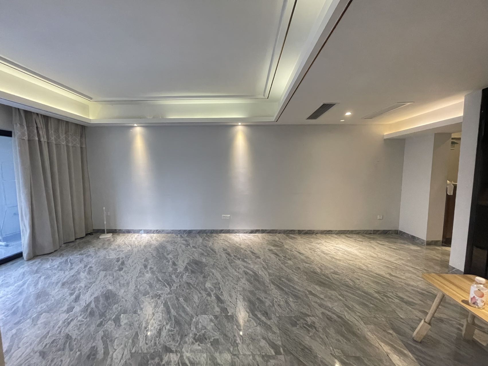 宇建国贸城 2室2厅1卫 3300.0元/月 宇建国贸城 2室2厅1卫 3300.0元/月室内图