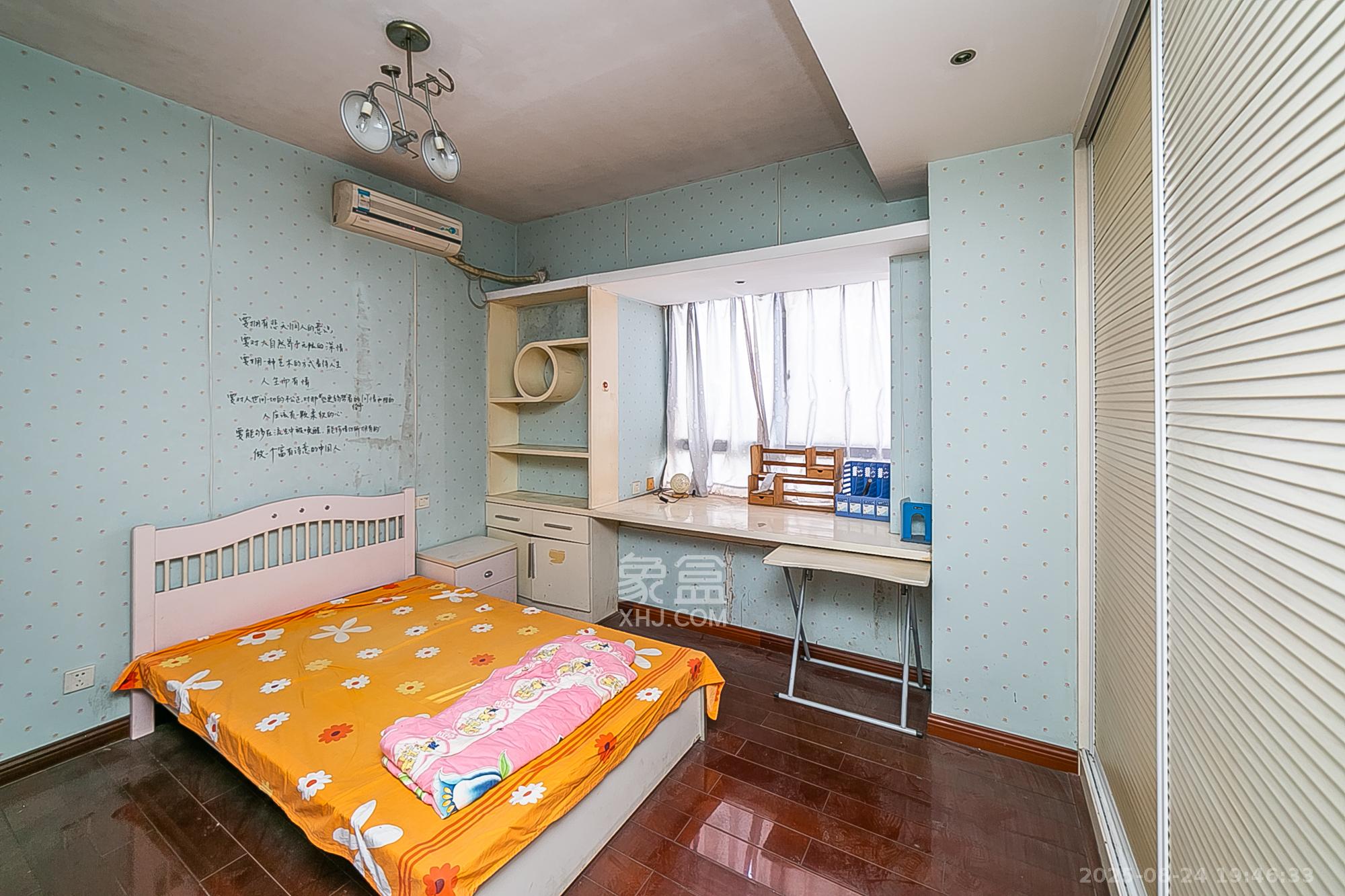 欧园 3室2厅2卫 105.0万 欧园 3室2厅2卫 105.0万卧室