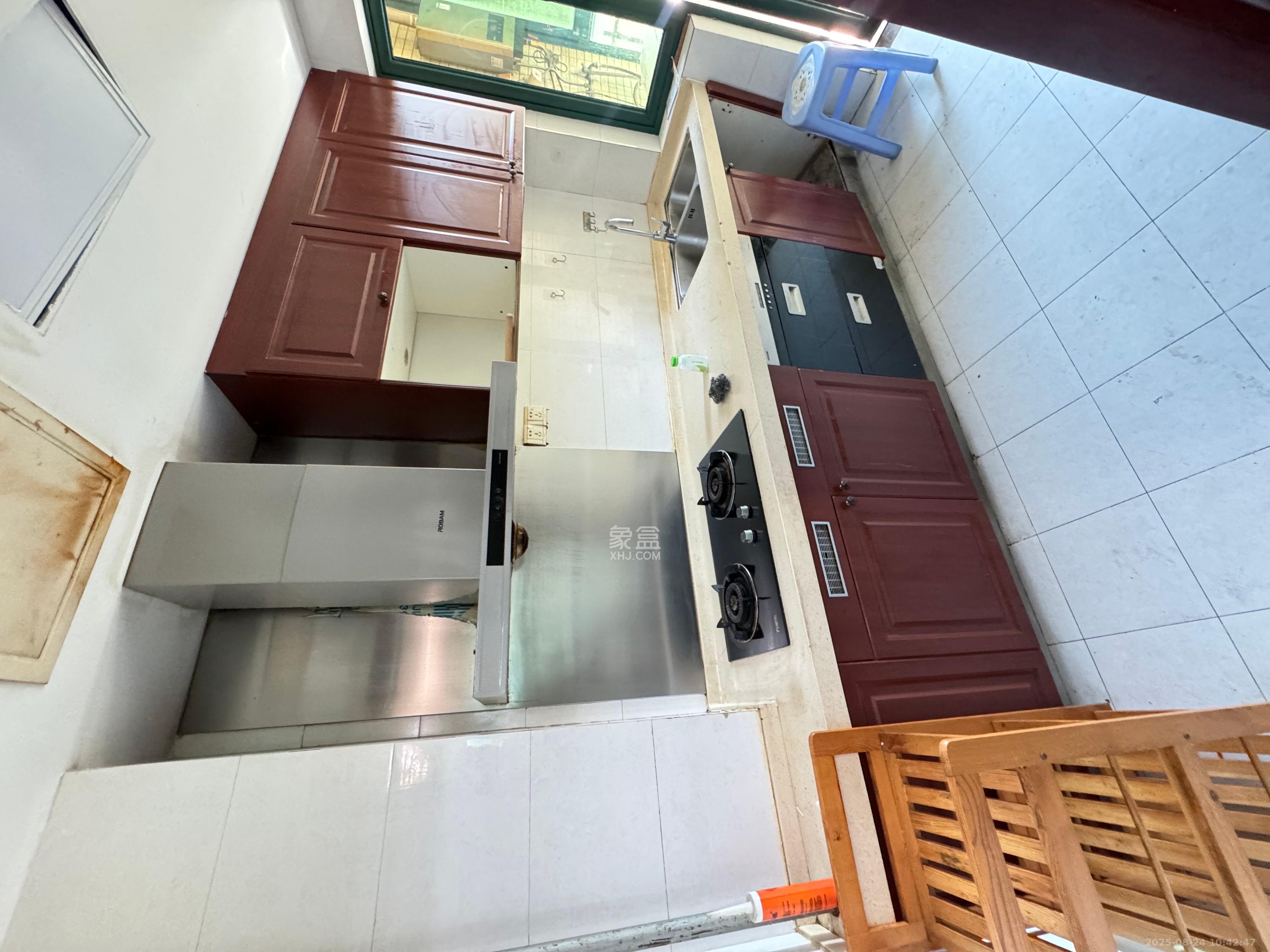 恒大华府 2室2厅1卫 2000.0元/月 恒大华府 2室2厅1卫 2000.0元/月室内图