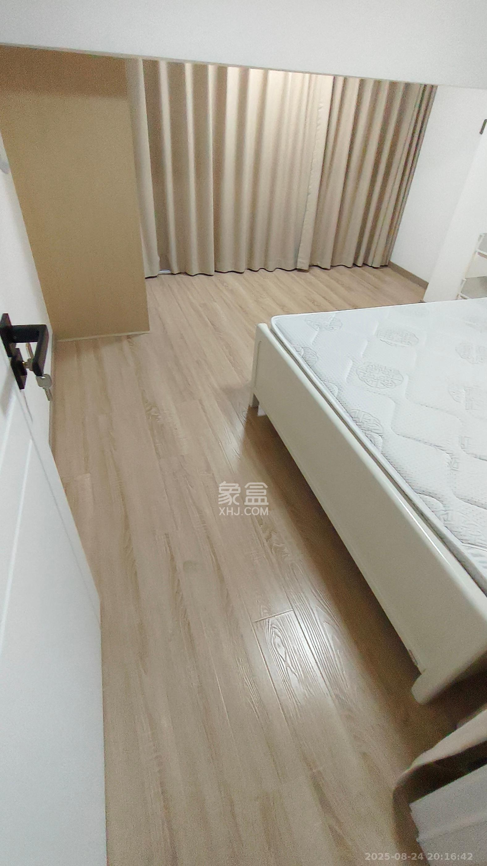 时代MOMA云PARK  2室1厅11卫    2500.0元/月室内图