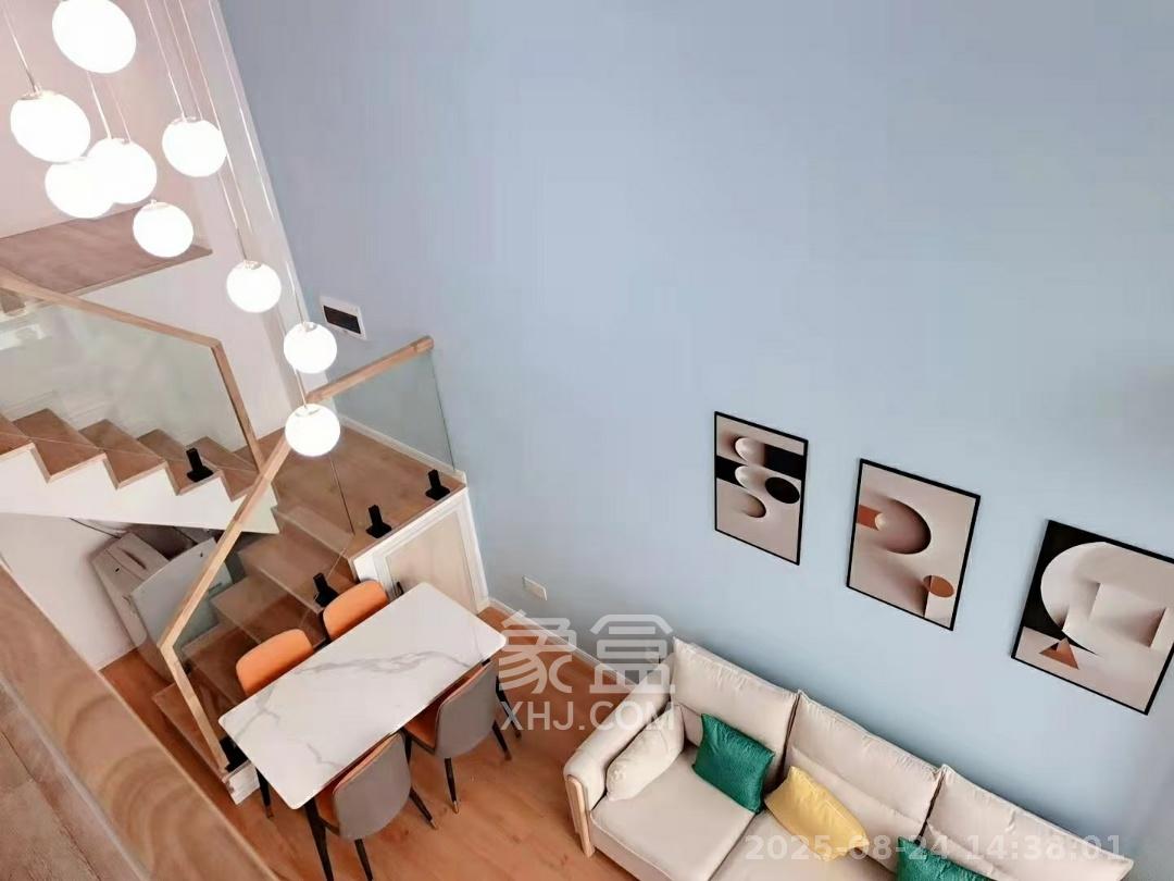 裕天国际商汇中心  3室2厅1卫    2400.0元/月室内图