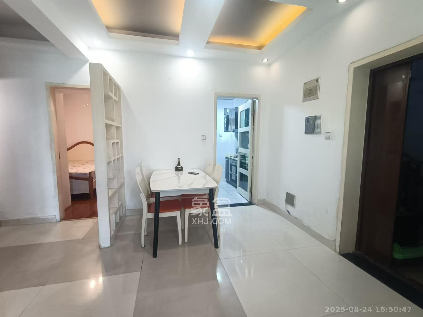 奥林匹克花园 2室1厅1卫 2600.0元/月 奥林匹克花园 2室1厅1卫 2600.0元/月室内图