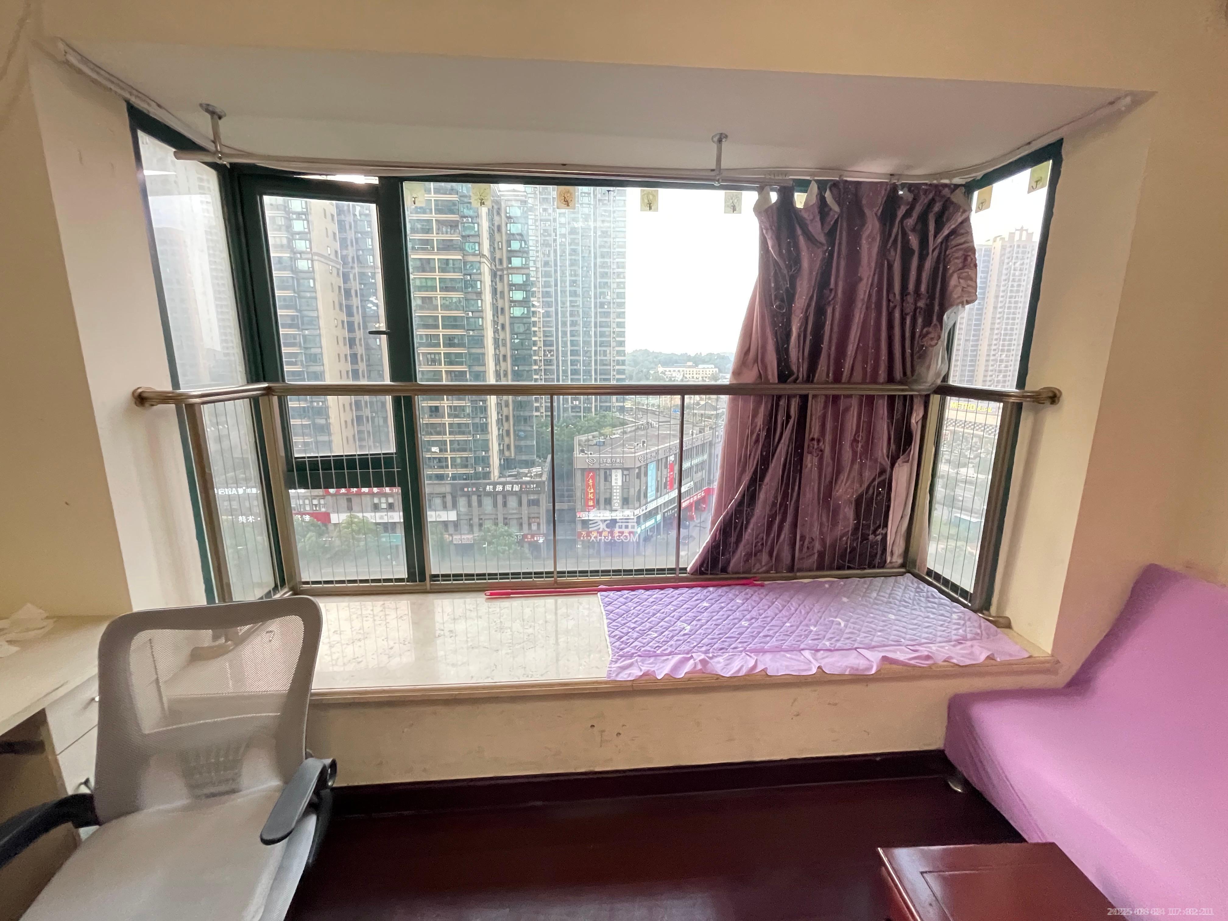 恒大华府  1室1厅1卫    1200.0元/月室内图