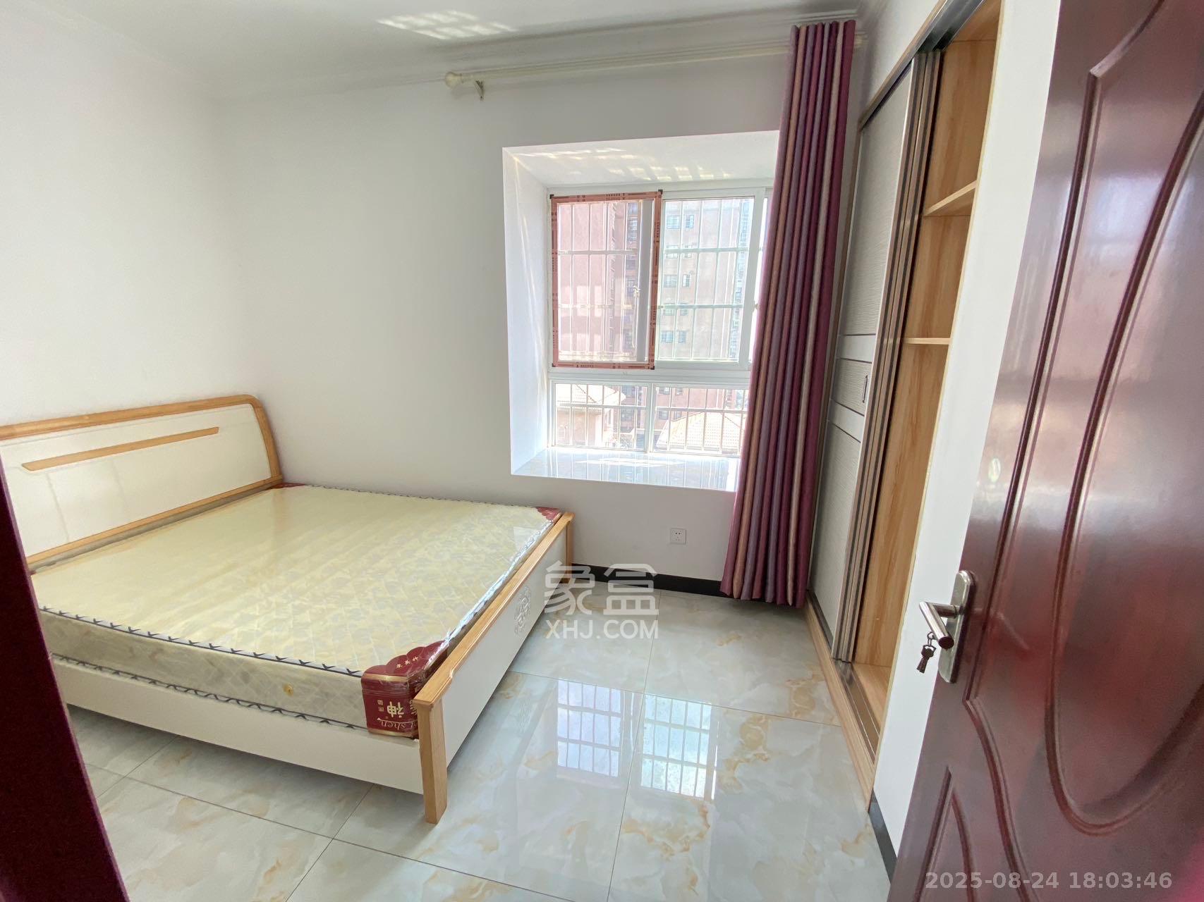 明天一城 2室2厅1卫 1800.0元/月 明天一城 2室2厅1卫 1800.0元/月室内图