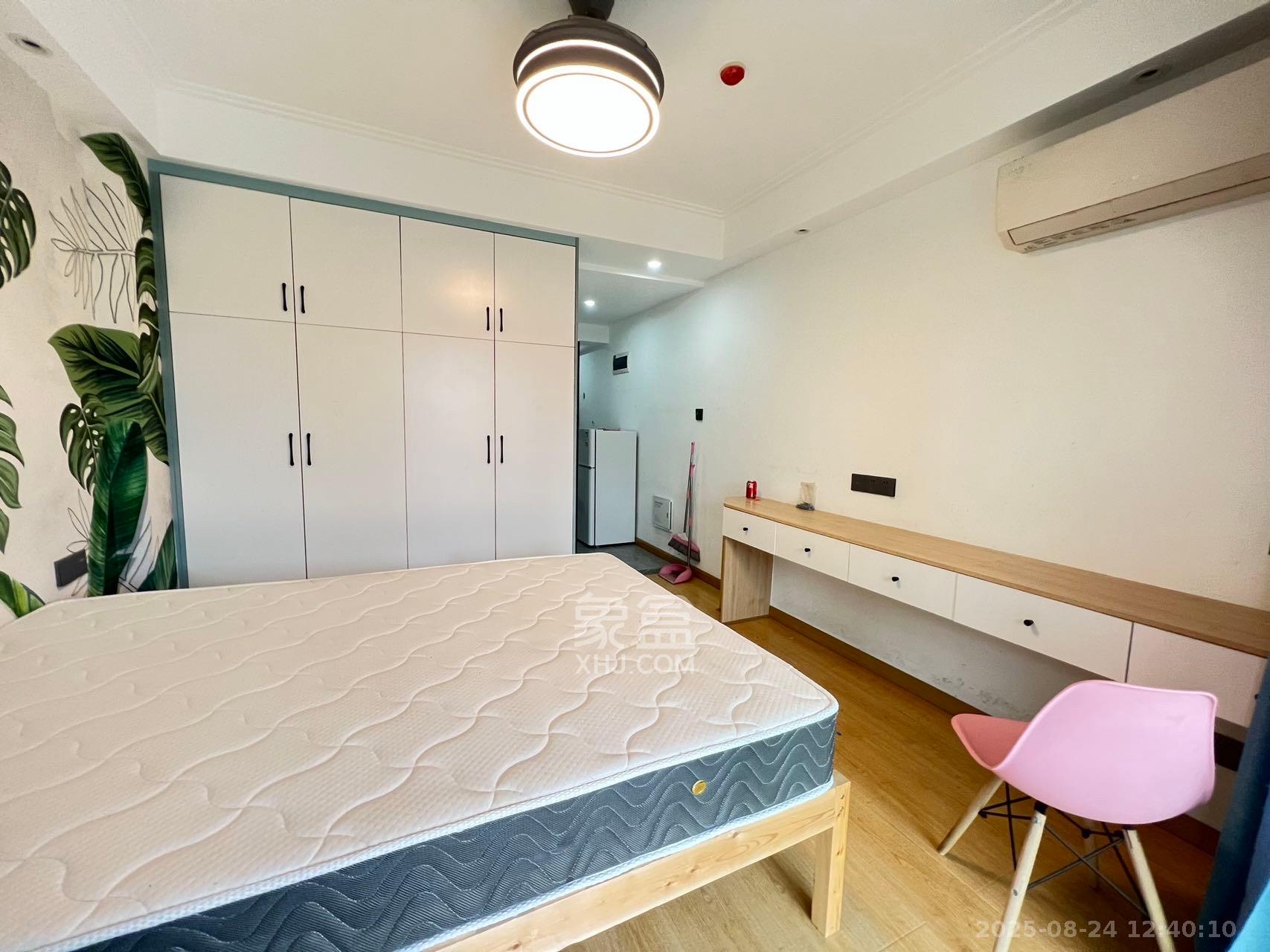 鹏程府 1室1厅1卫 1800.0元/月 鹏程府 1室1厅1卫 1800.0元/月室内图