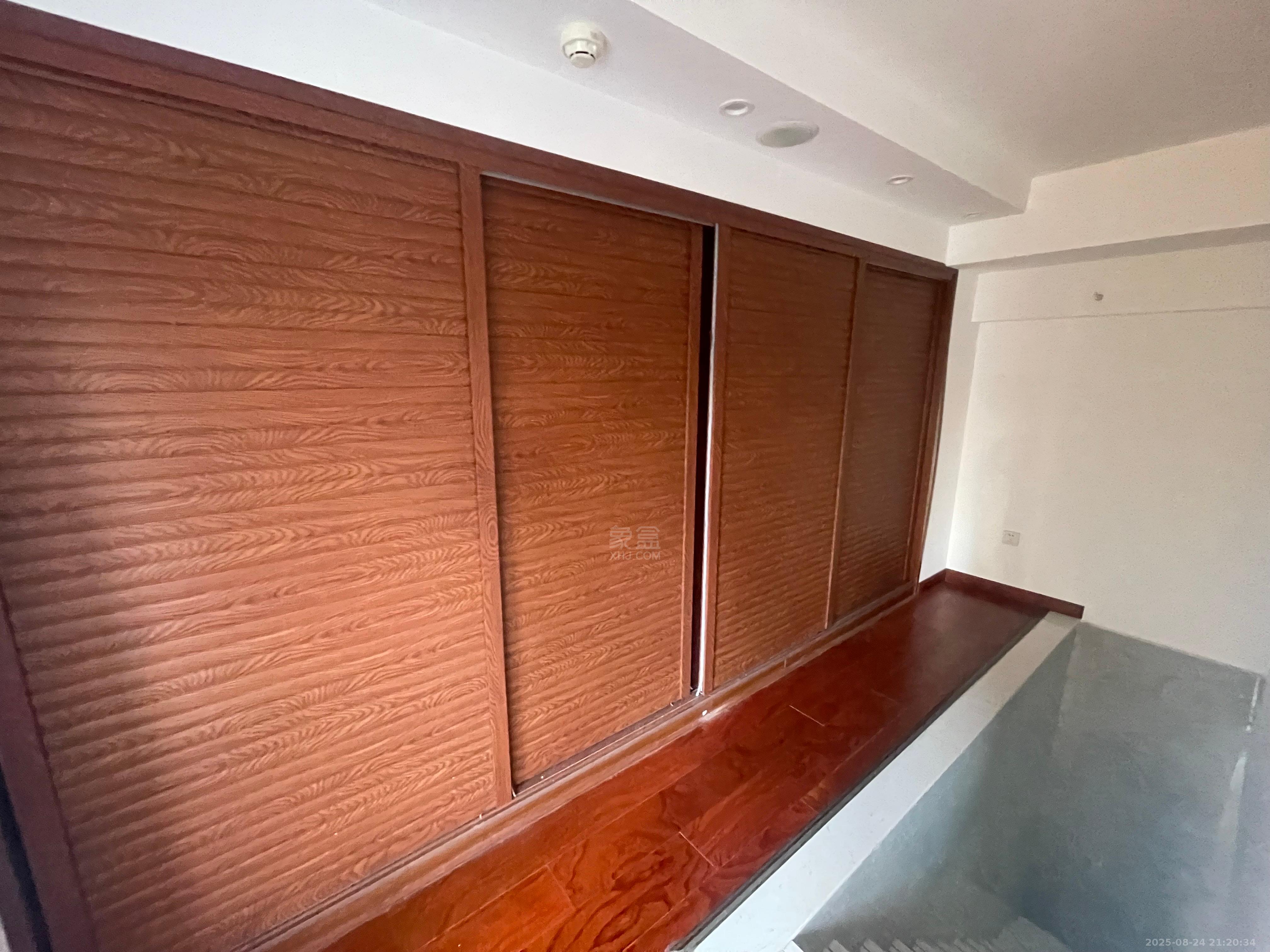 九八缔景城 1室1厅1卫 1500.0元/月 九八缔景城 1室1厅1卫 1500.0元/月室内图