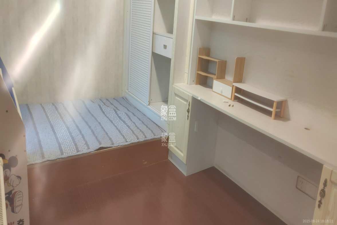 恒大华府 3室2厅2卫 2900.0元/月 恒大华府 3室2厅2卫 2900.0元/月室内图