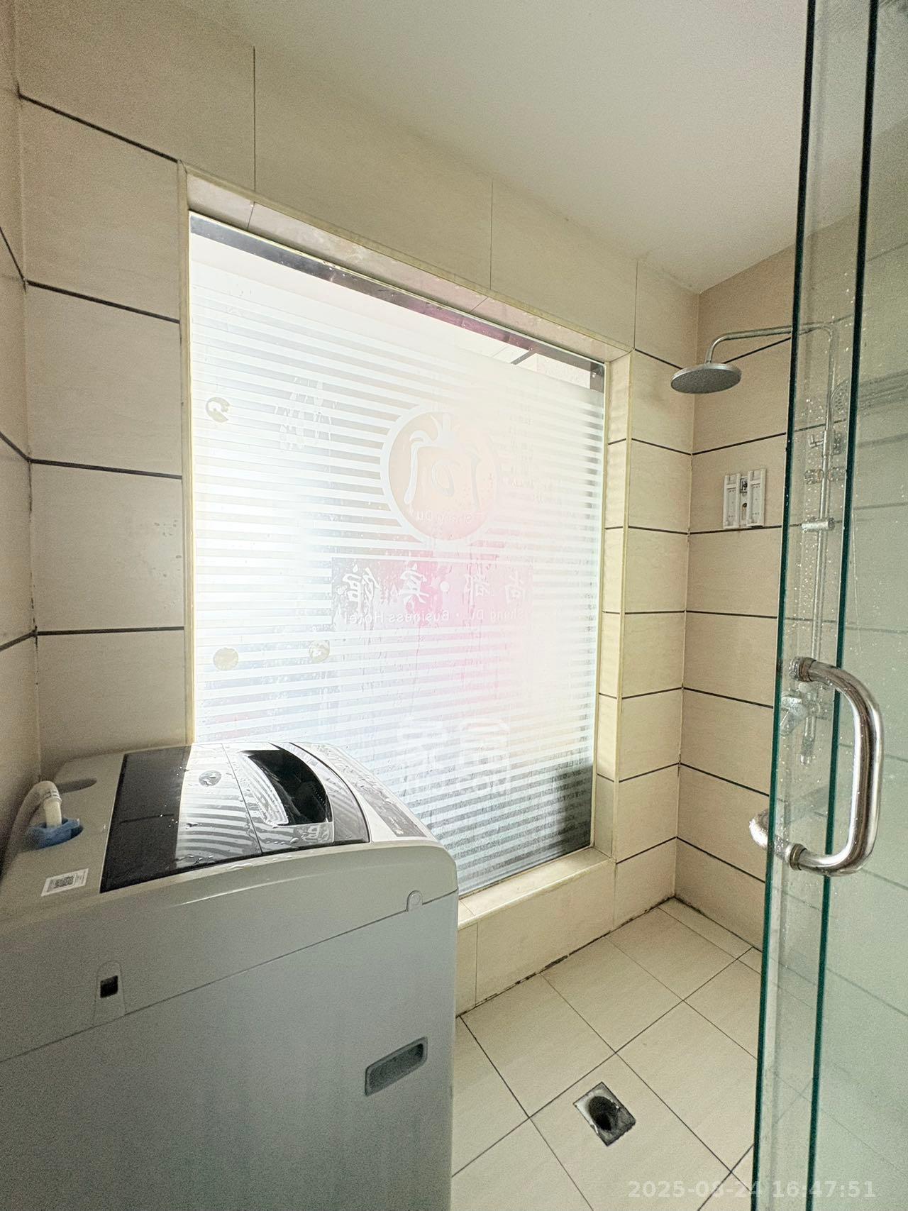 尚都花园城  1室1厅1卫    950.0元/月 尚都花园城  1室1厅1卫    950.0元/月室内图