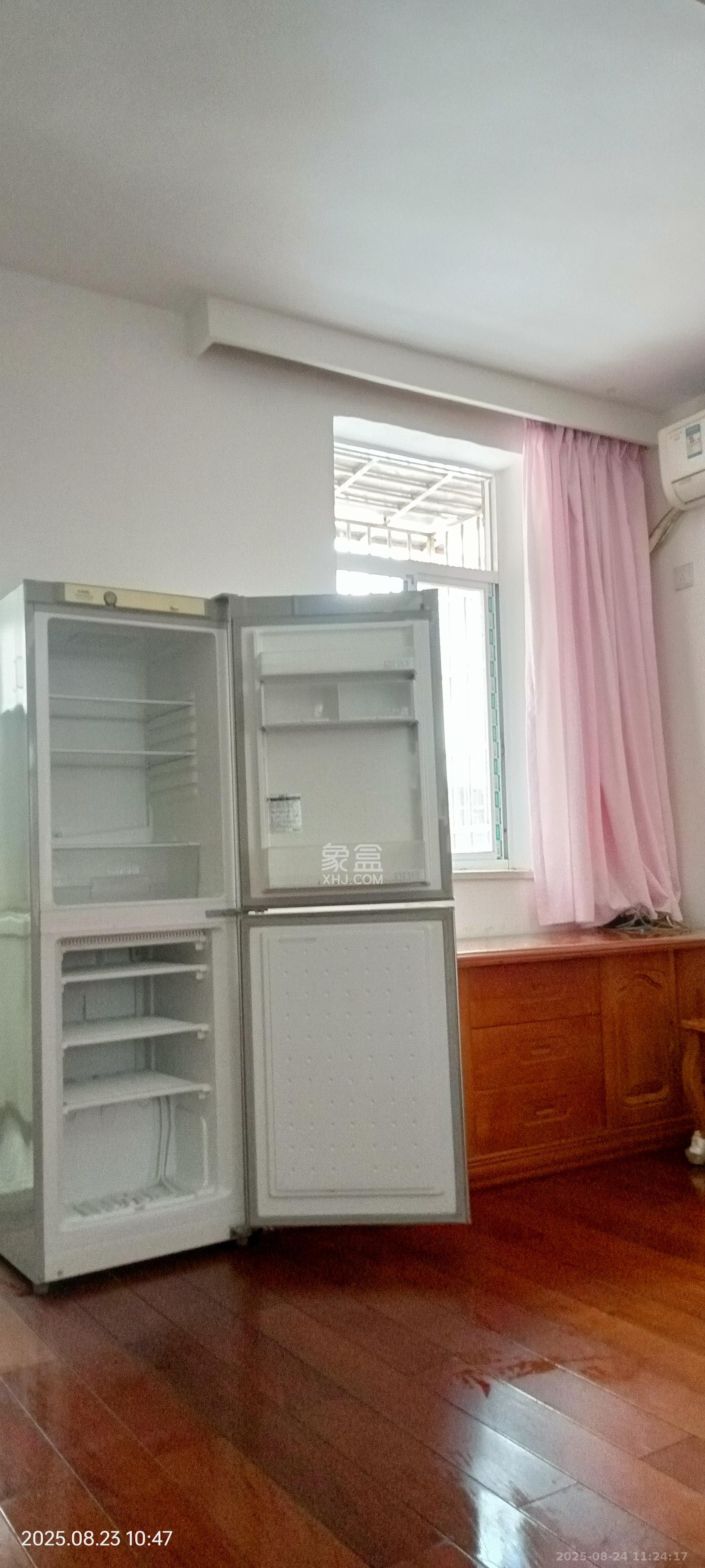 丝茅冲丽臣小区  1室1厅1卫    1350.0元/月 丝茅冲丽臣小区  1室1厅1卫    1350.0元/月室内图