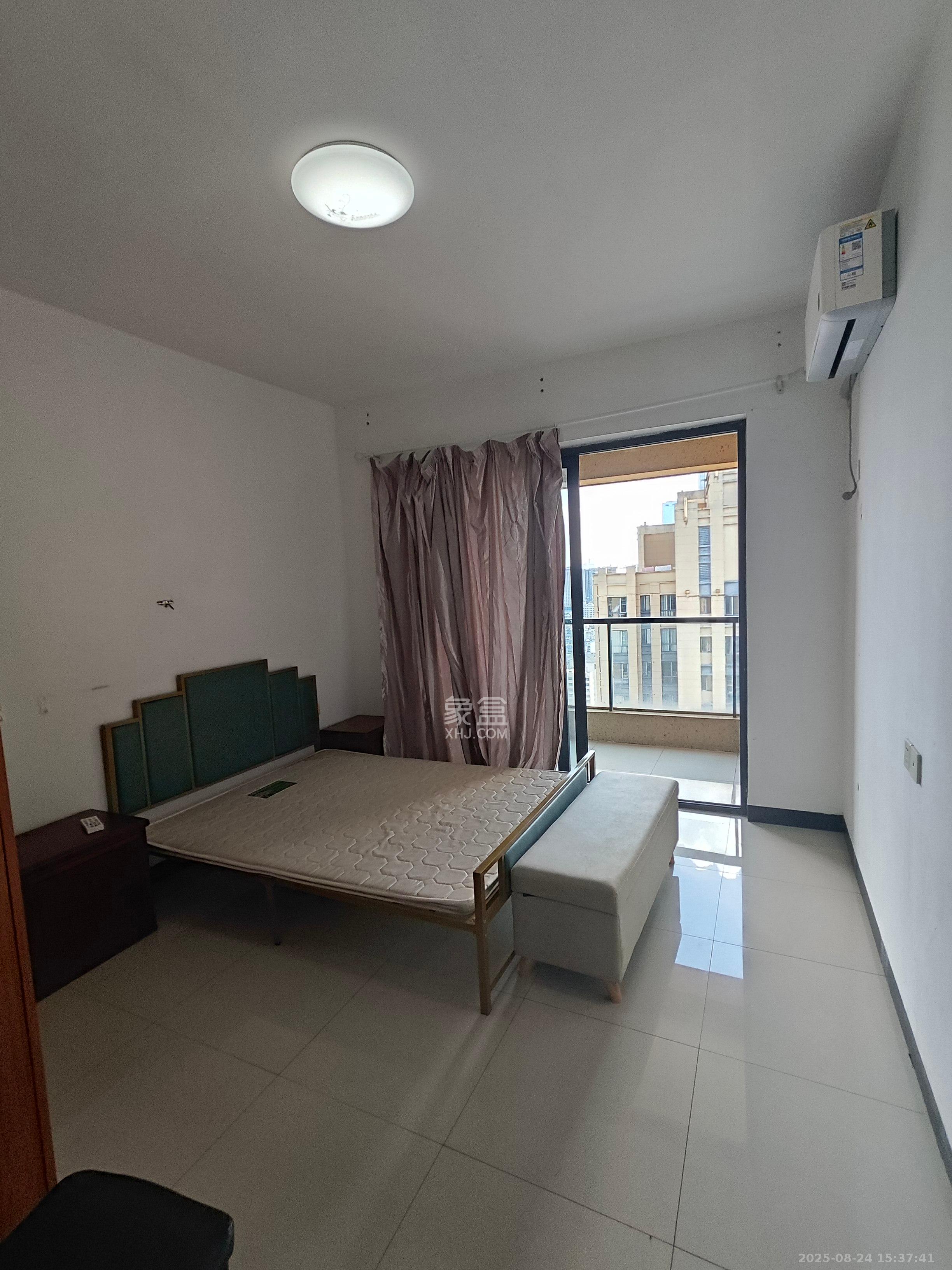 复地崑玉国际一期 2室2厅1卫 3500.0元/月 复地崑玉国际一期 2室2厅1卫 3500.0元/月室内图